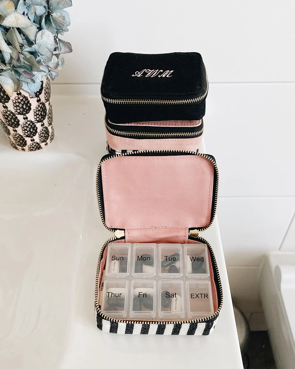 bag-all Weekly Pill Organizing Case - Image 5