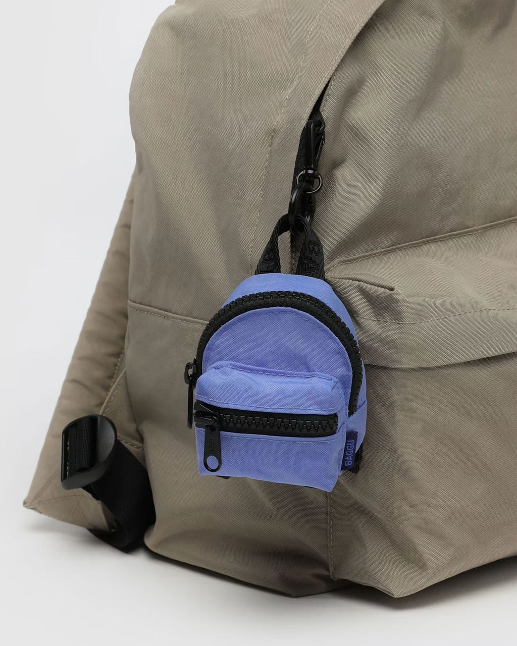 Baggu Backpack Charm - Image 5