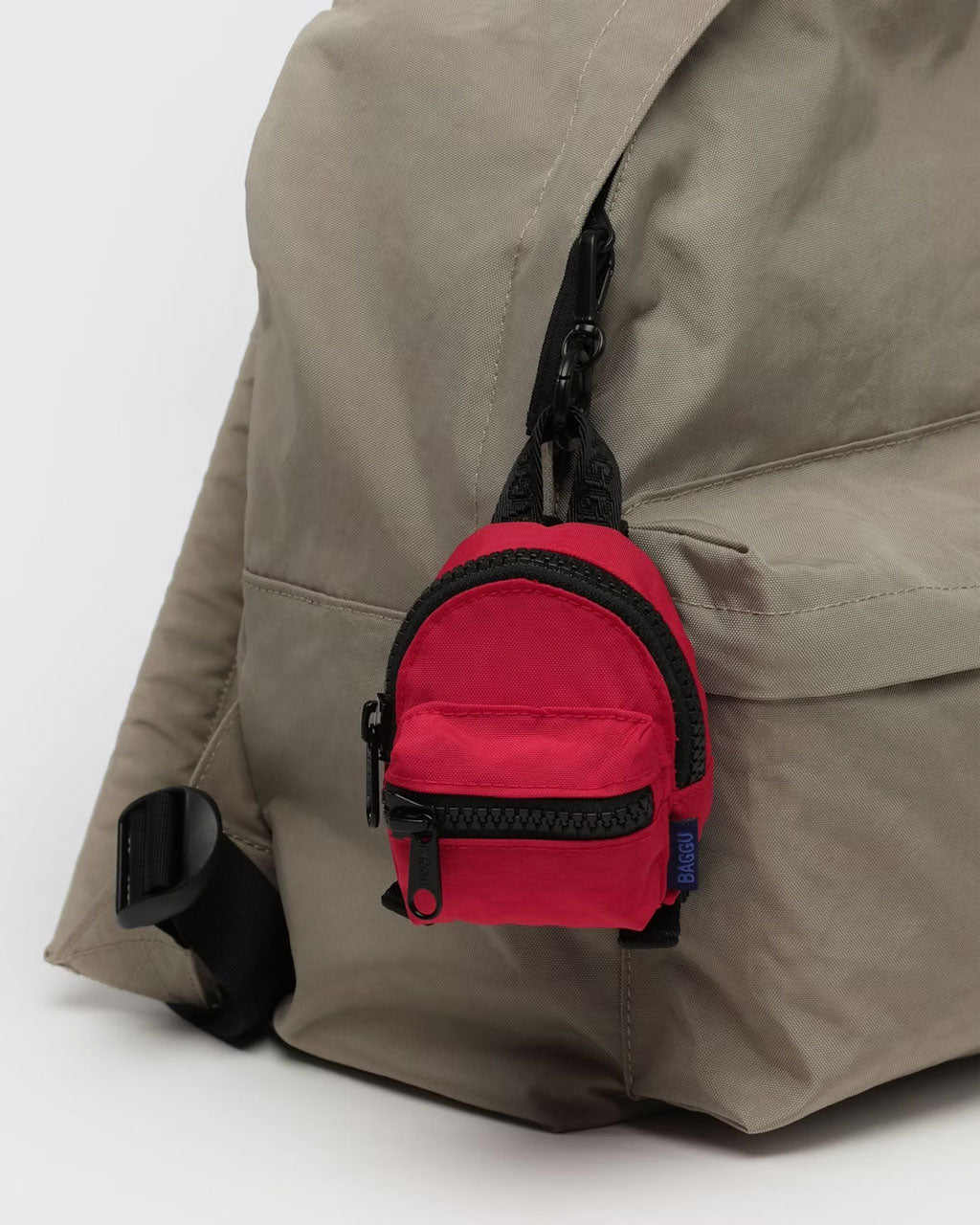 Baggu Backpack Charm - Image 8