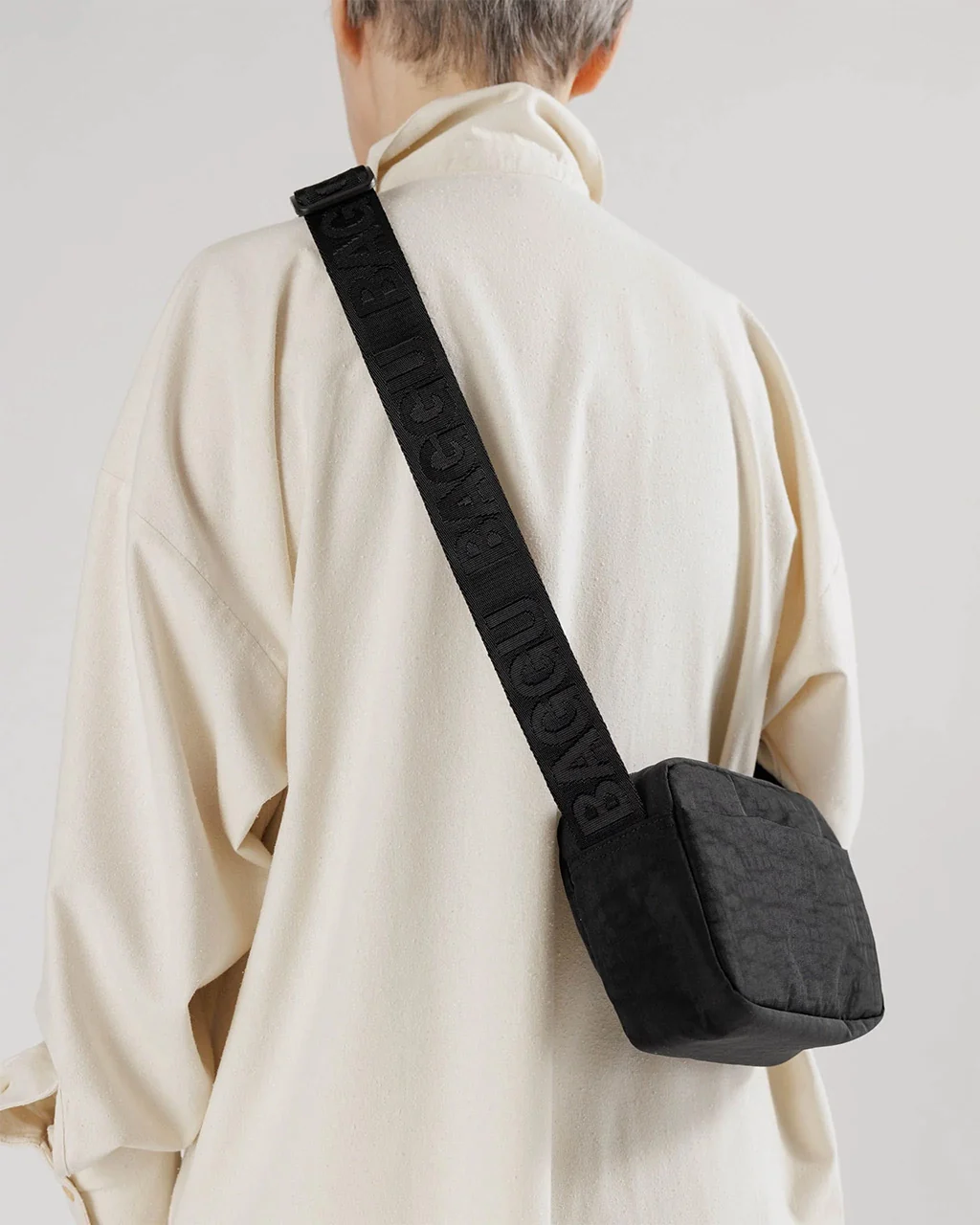 Baggu Camera Crossbody - Image 4