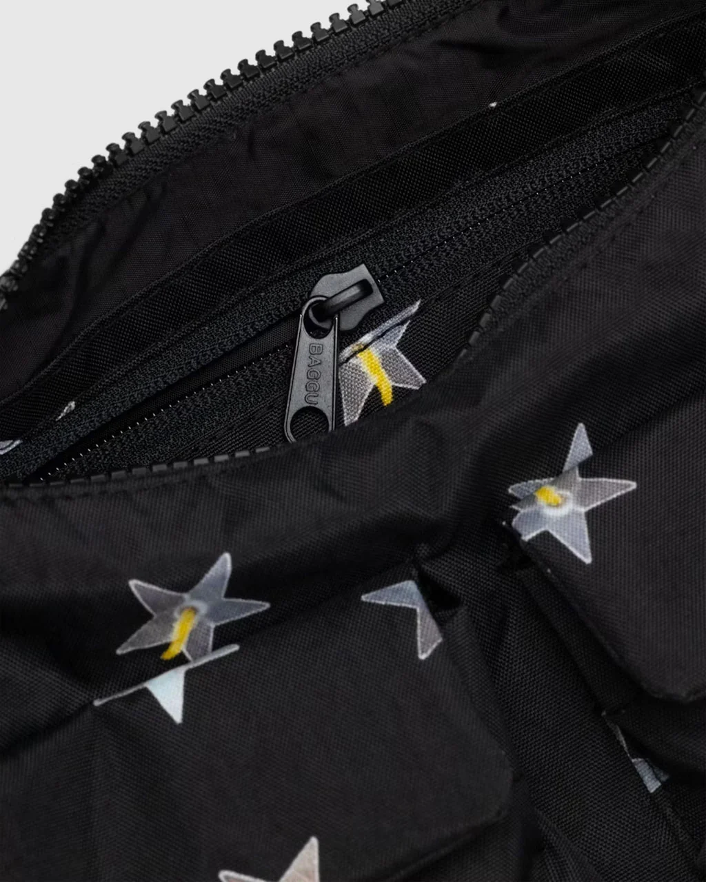 Baggu Cargo Shoulder Bag - Image 15