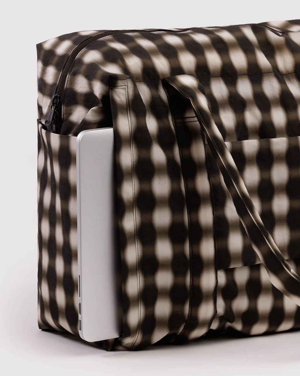 Baggu Cloud Carry-on - Image 49