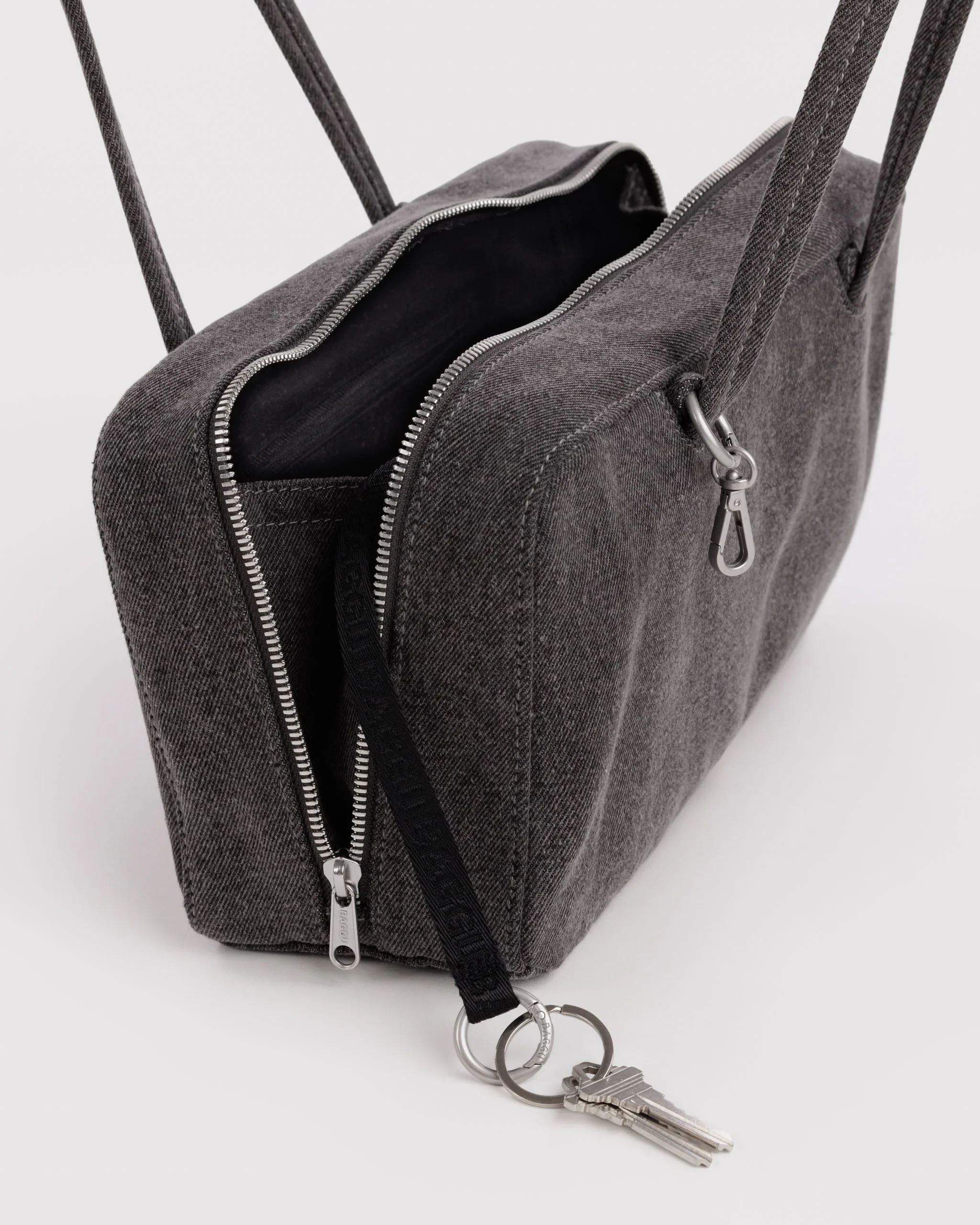 Baggu Denim Bowler Bag - Image 4
