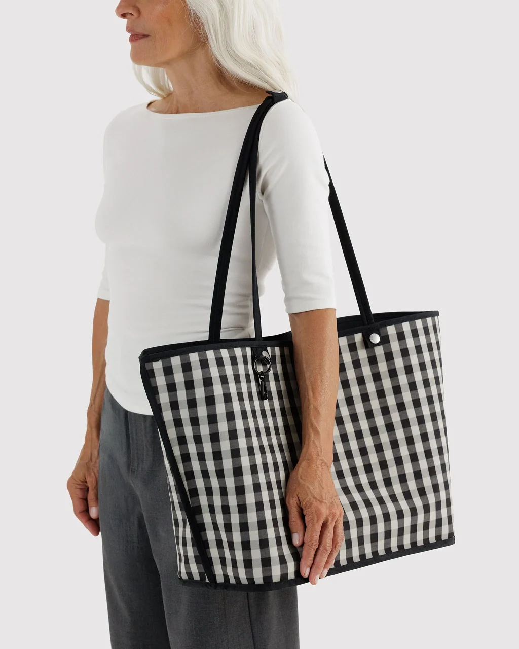 Baggu Large Nylon Reversible Tote - Image 2