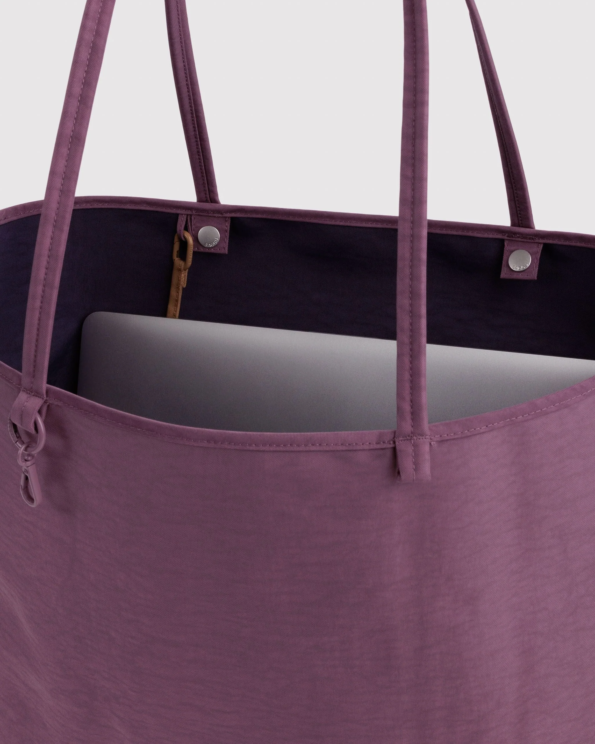 Baggu Large Nylon Reversible Tote - Image 20