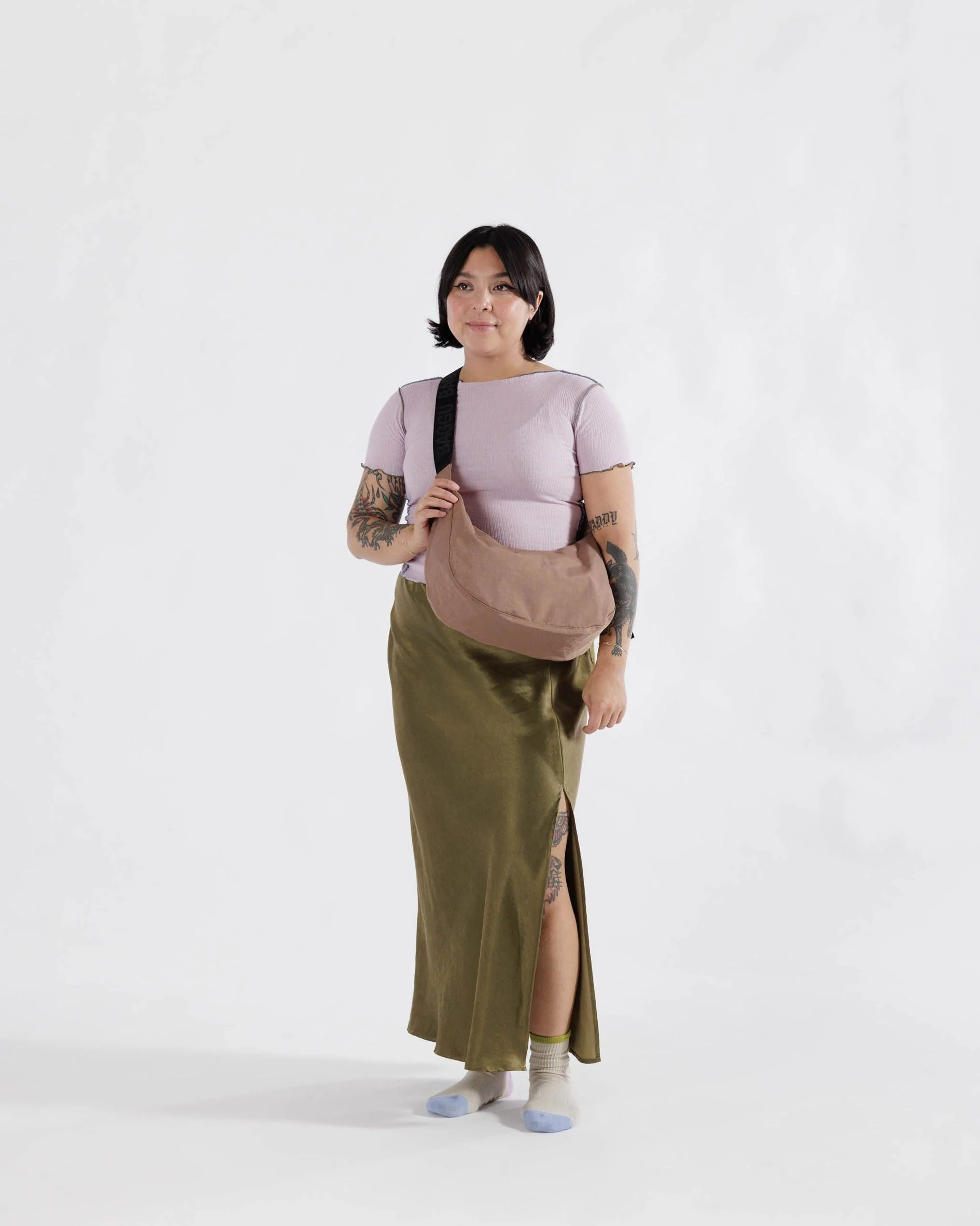 Baggu Medium Nylon Crescent Bag - Image 10