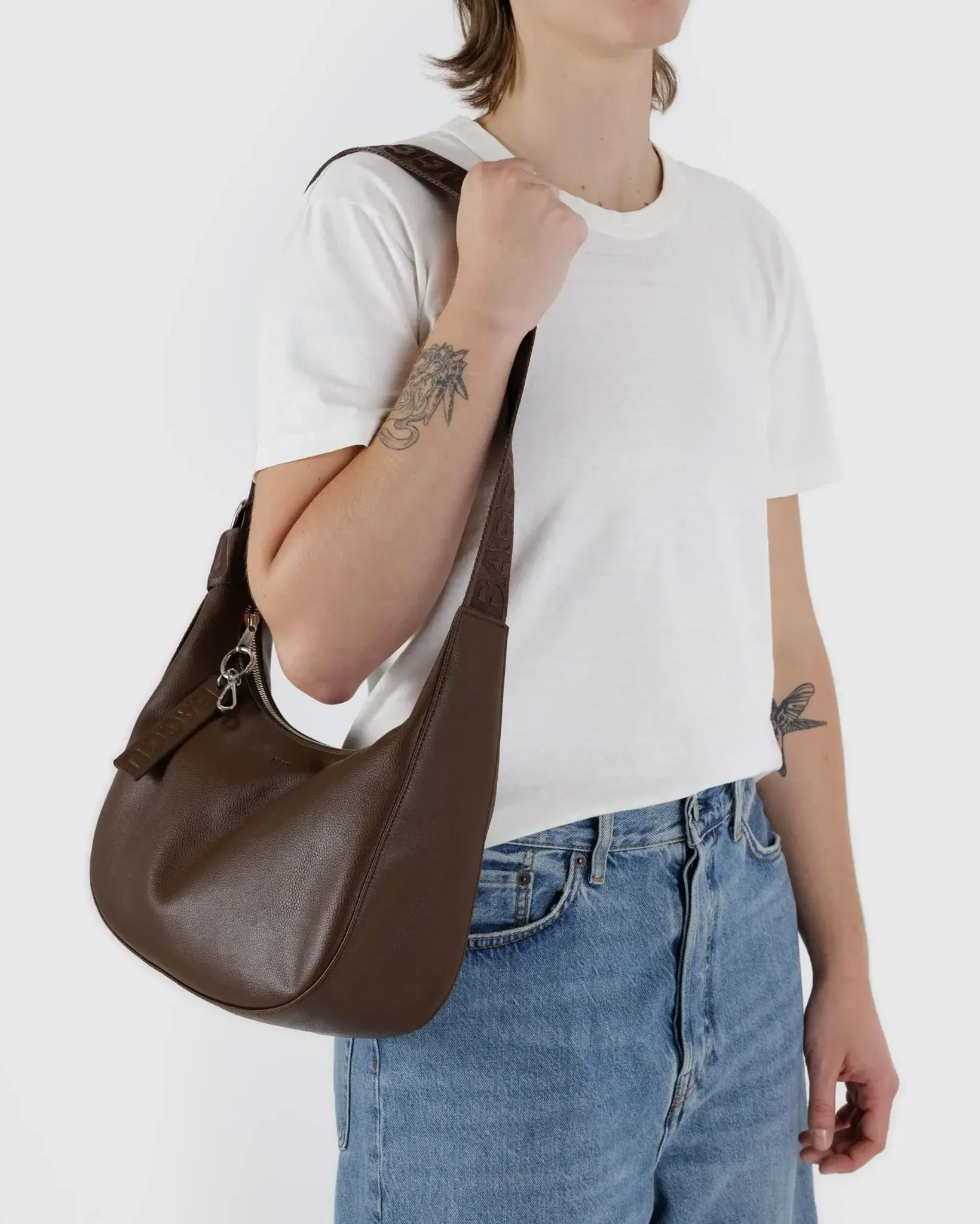 Baggu Medium Recycled Leather Crescent Bag - Image 8