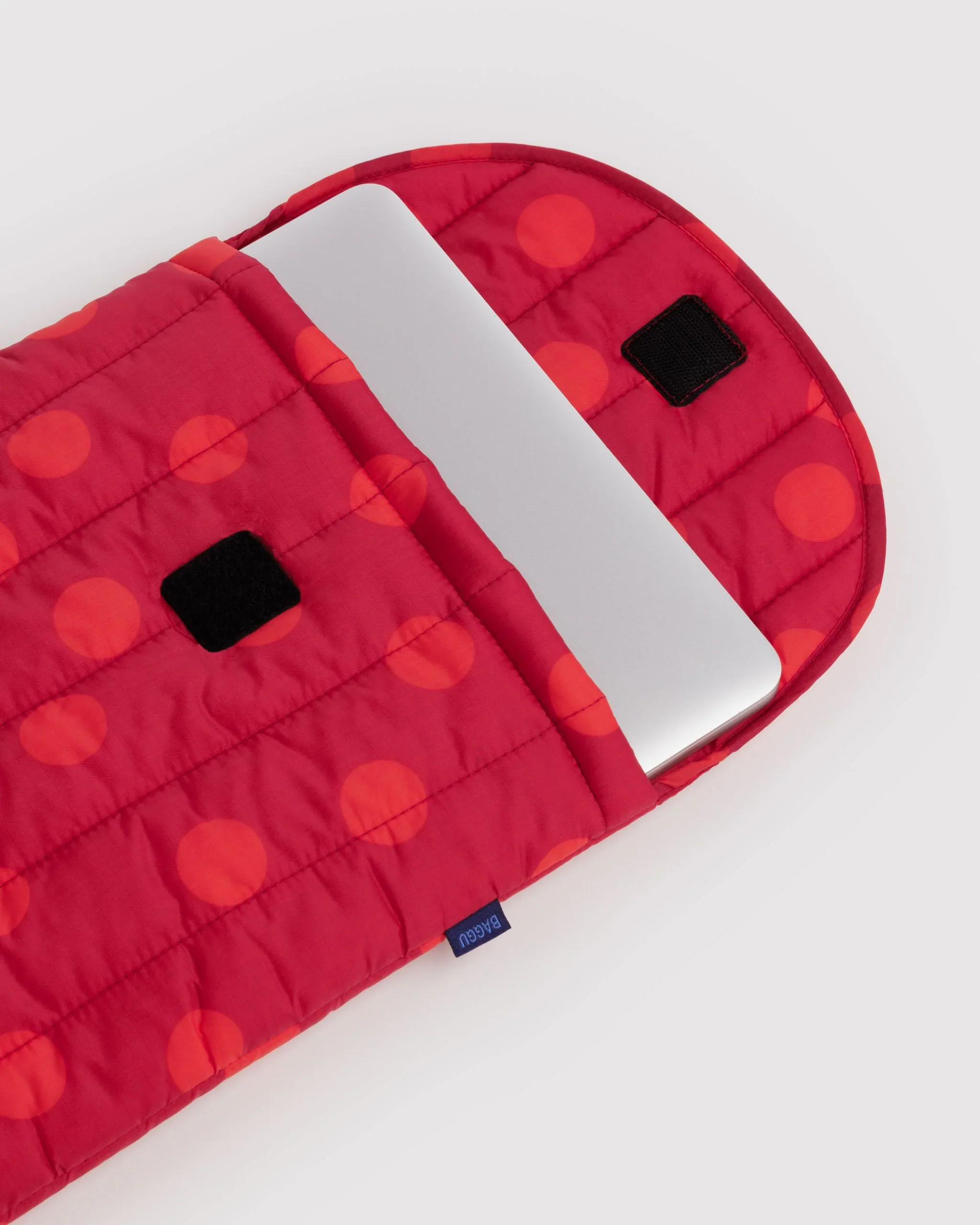 Baggu Puffy Laptop Sleeve 16in - Image 21