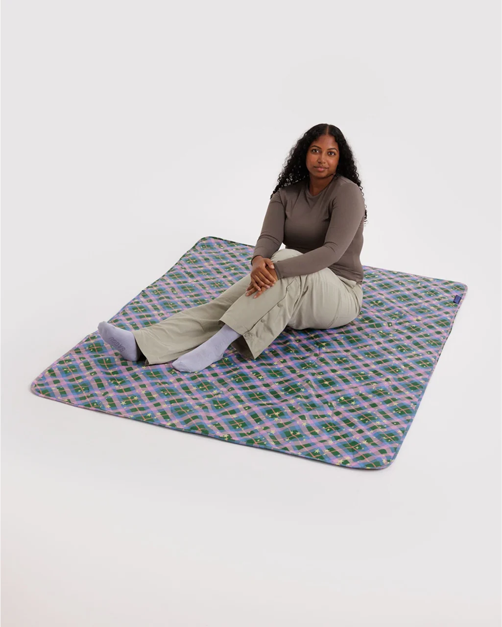 Baggu Puffy Picnic Blanket - Image 28