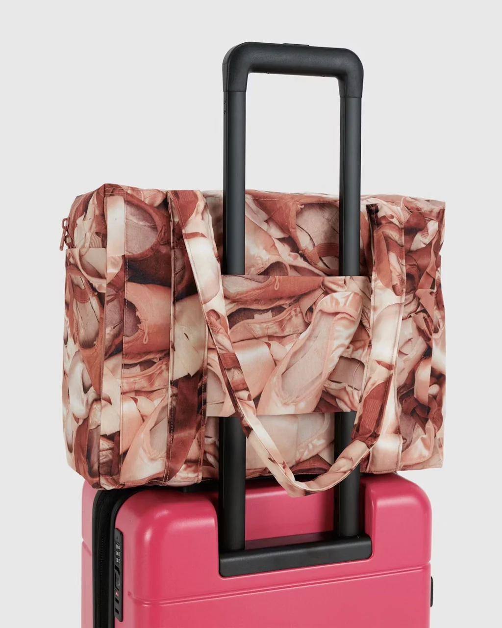 Baggu Small Cloud Carry On - Image 12