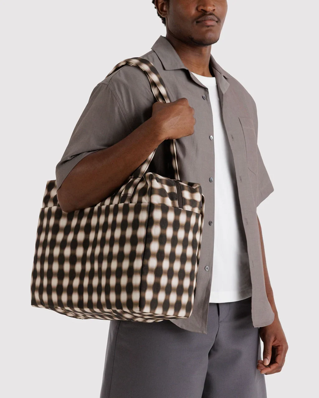 Baggu Small Cloud Carry On - Image 26