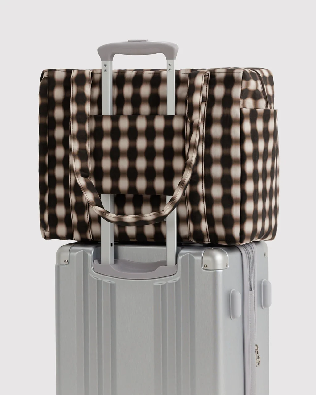 Baggu Small Cloud Carry On - Image 27
