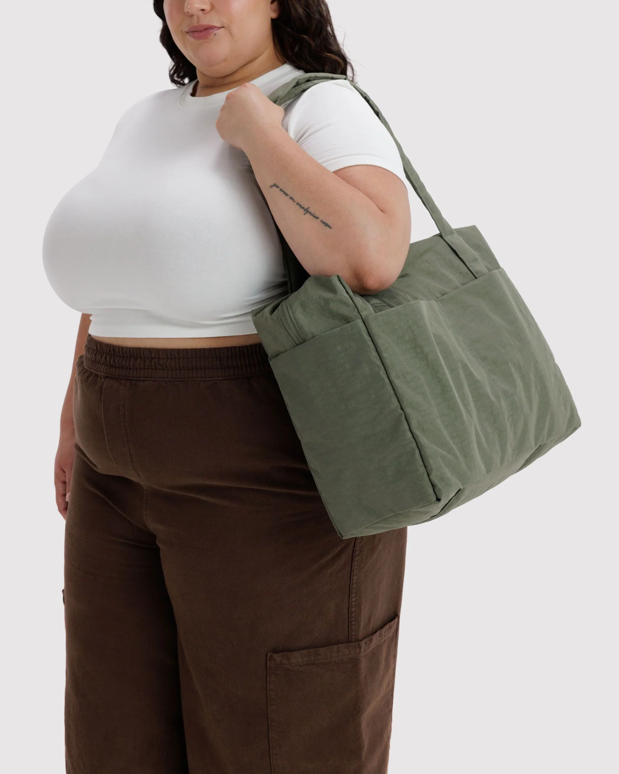 Baggu Small Cloud Carry On - Image 56