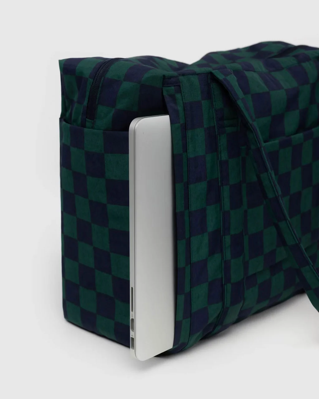 Baggu Small Cloud Carry On - Image 9