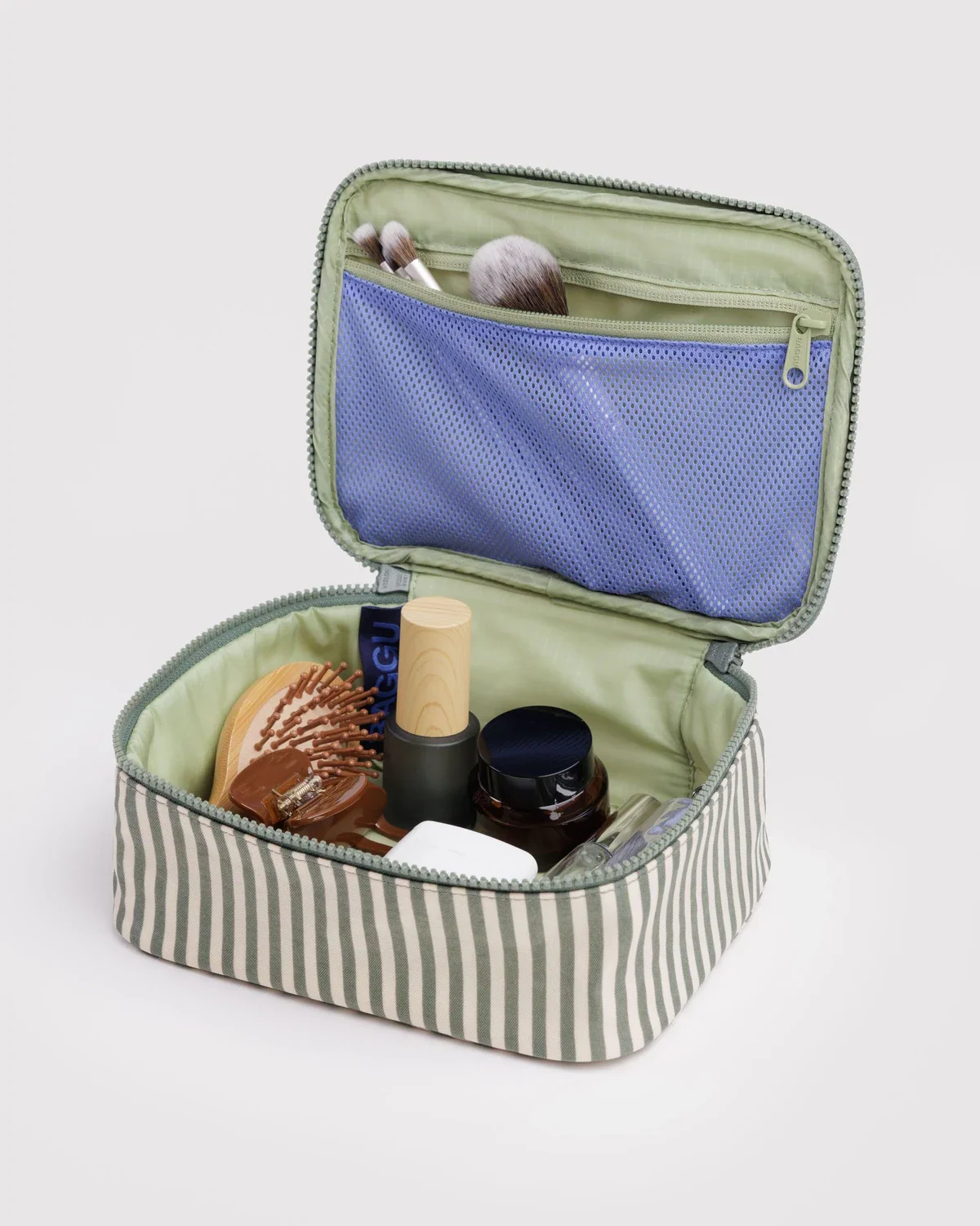 Baggu Small Cosmetic Case - Image 28
