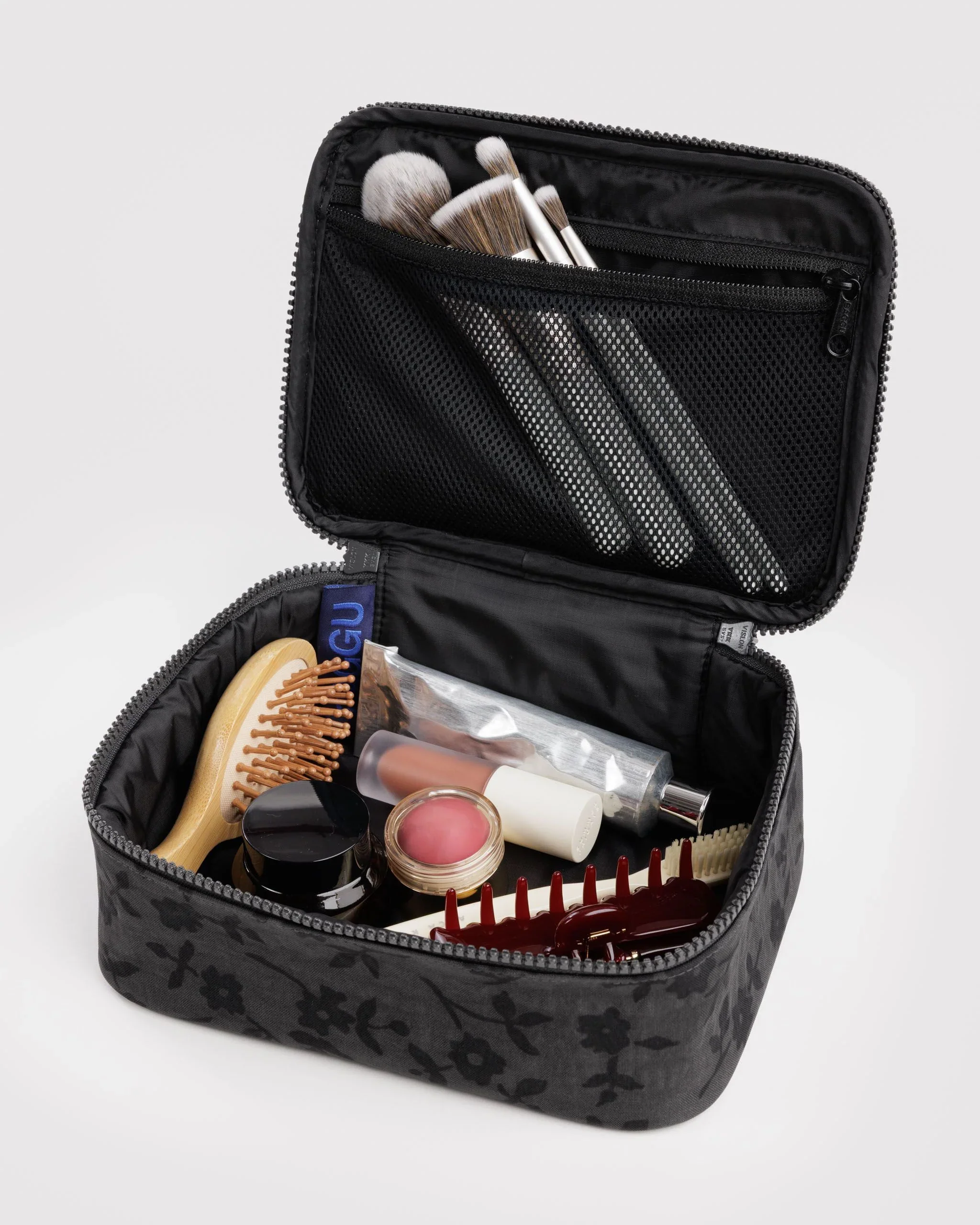 Baggu Small Cosmetic Case - Image 31