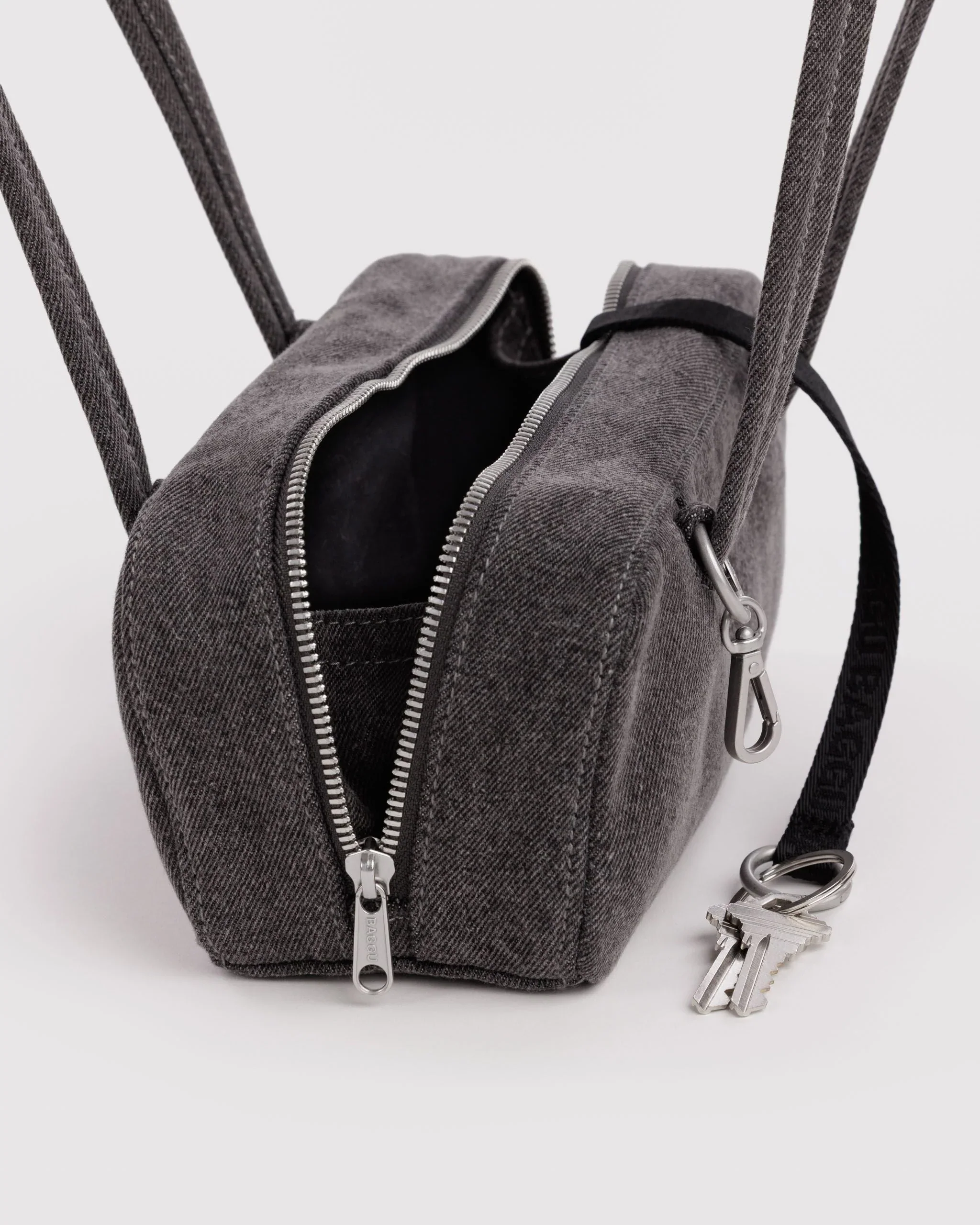 Baggu Small Denim Bowler Bag - Image 4