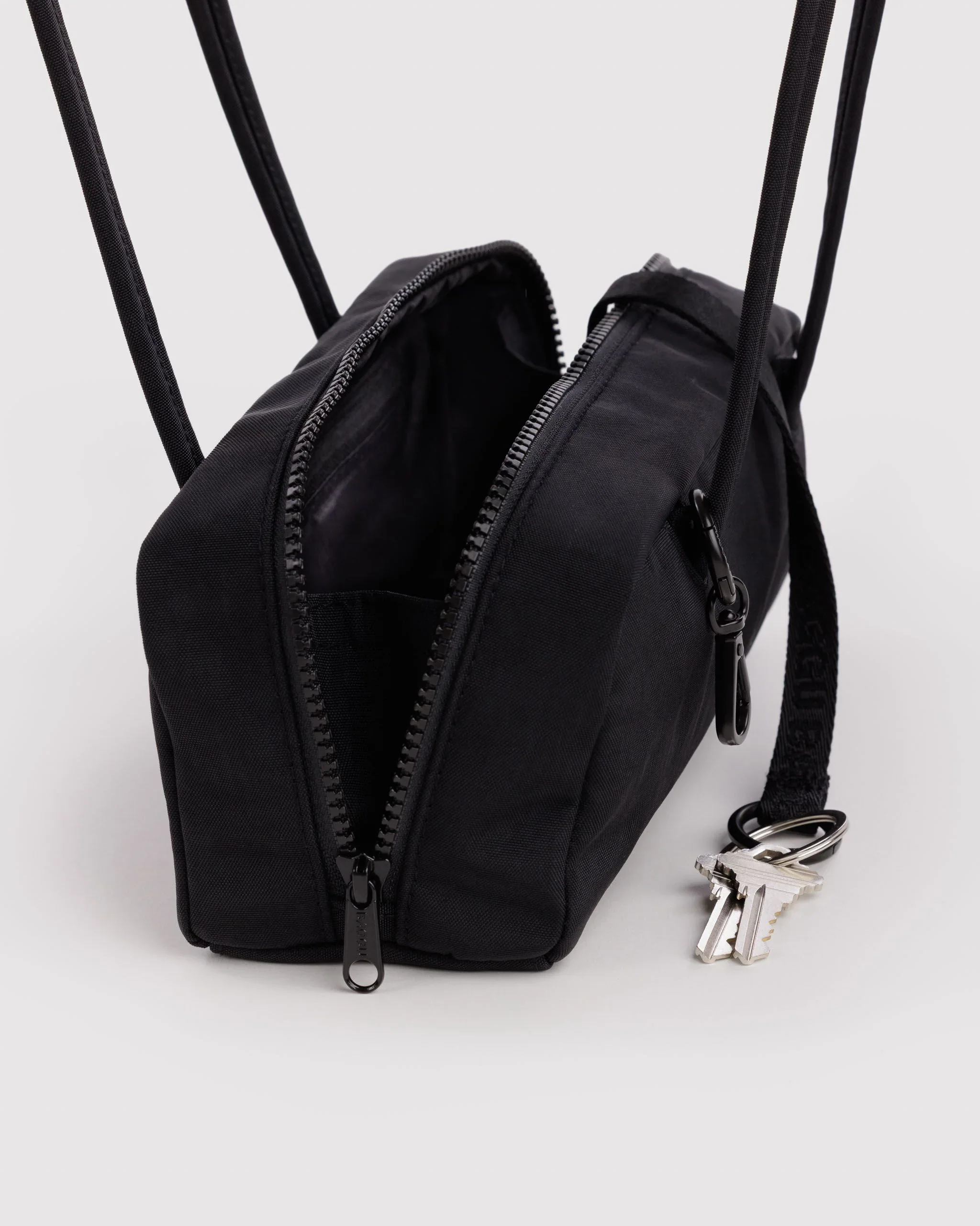 Baggu Small Nylon Bowler Bag - Image 3