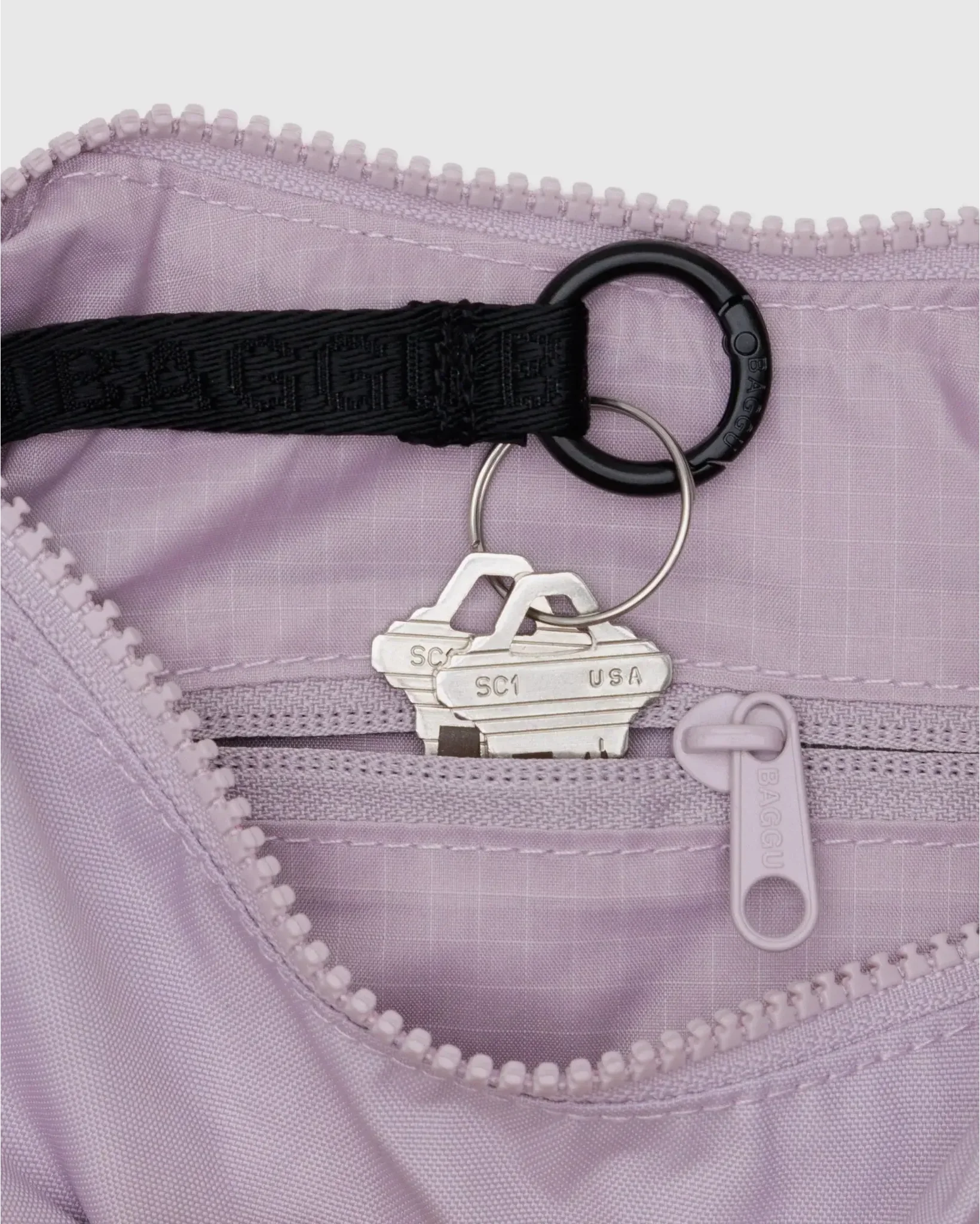 Baggu Small Nylon Crescent Bag - Image 12