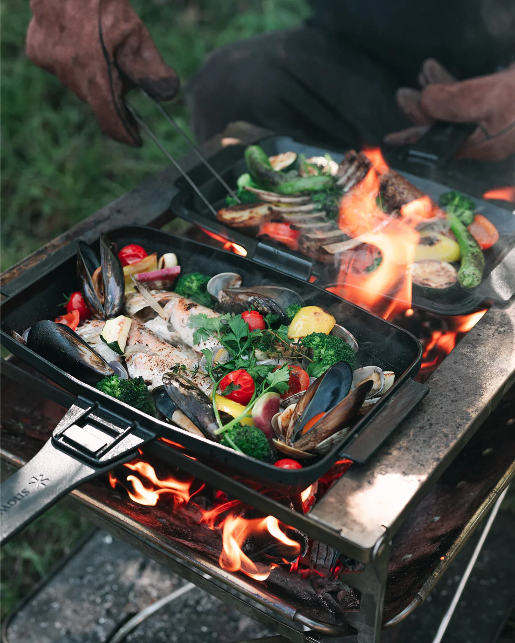 Snow Peak Cast Iron Sandwich Skillet - Image 2
