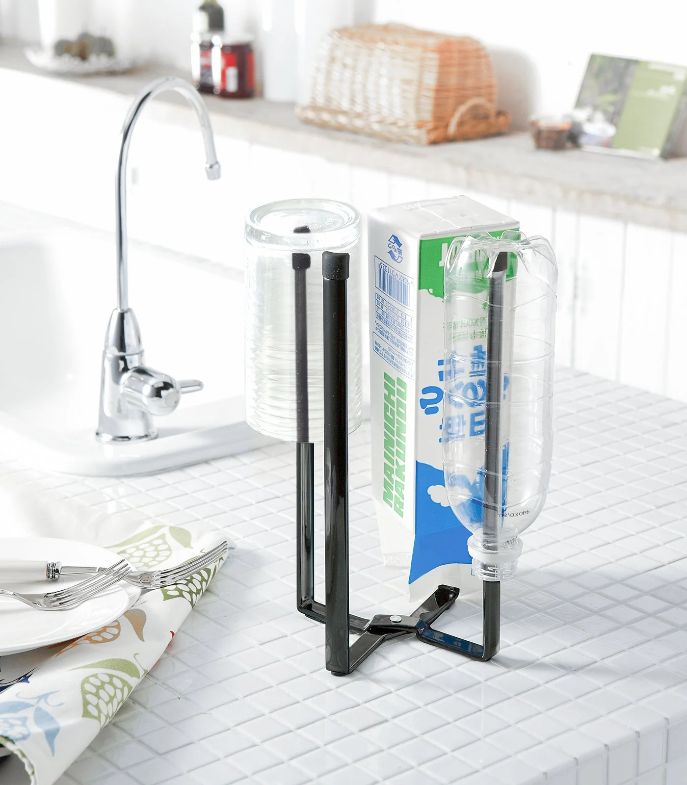 Yamazaki Home Collapsible Bottle Dryer - Image 12