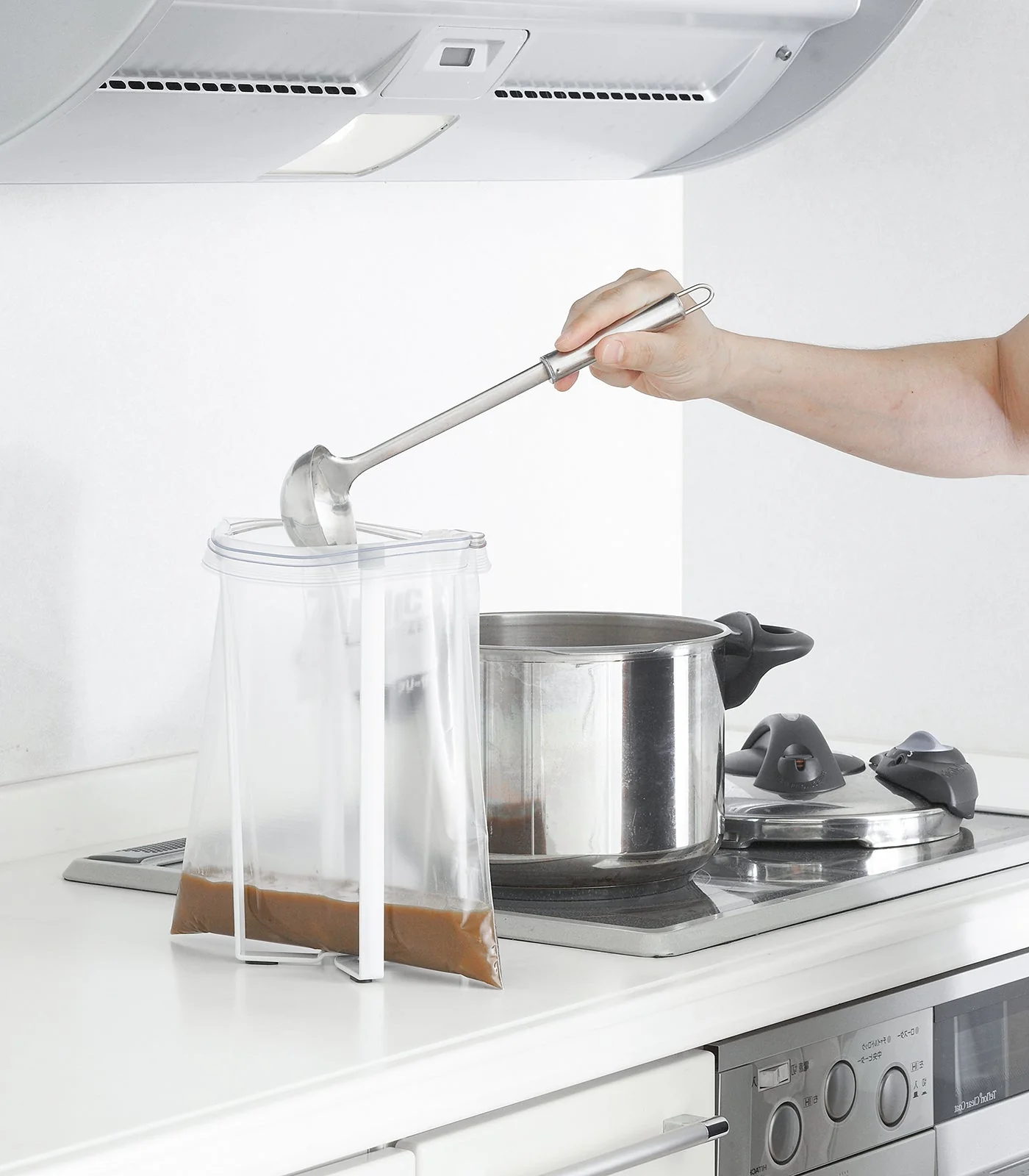 Yamazaki Home Collapsible Bottle Dryer - Image 7