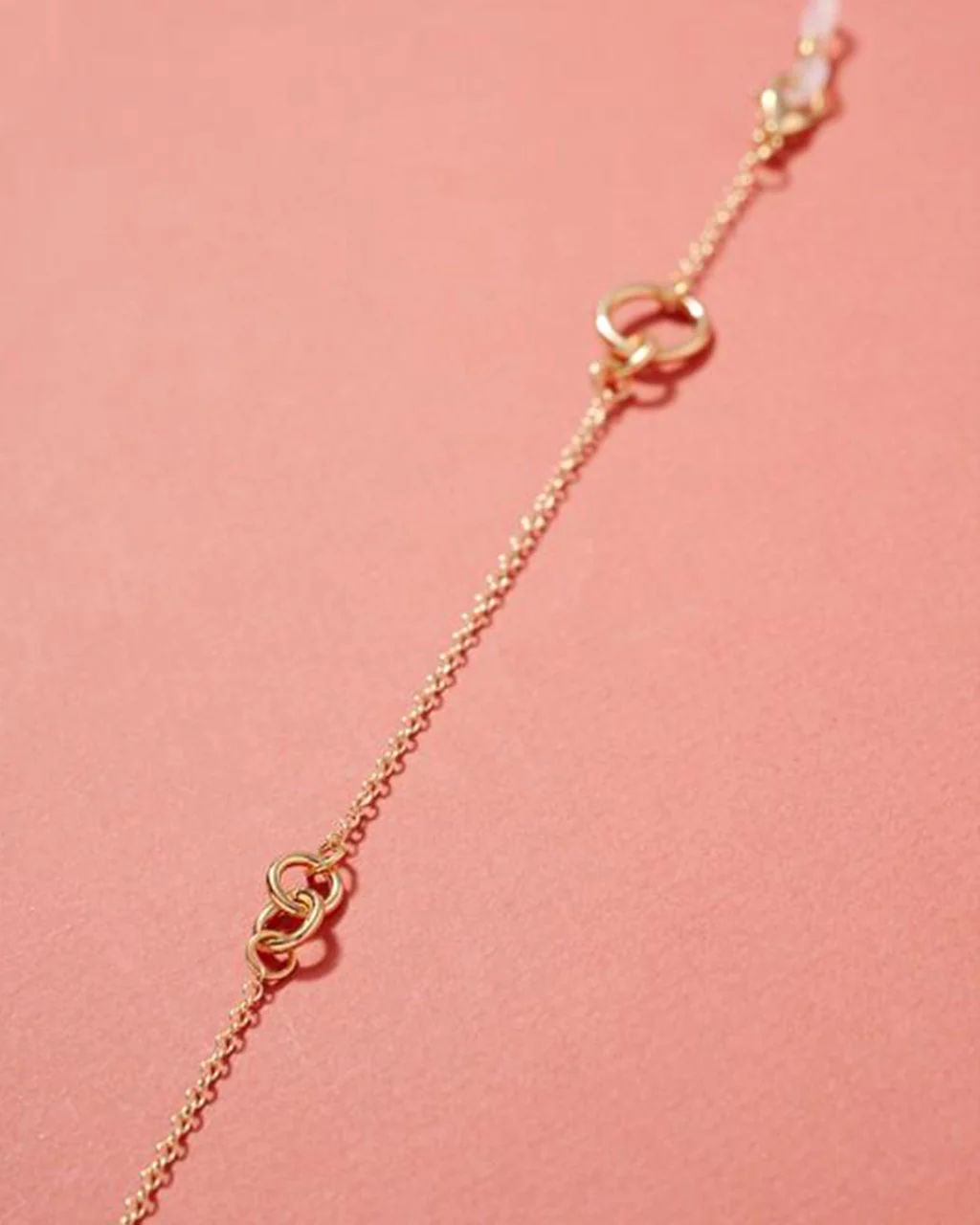 28" Regular O Rings Face Cover / Glasses Chain - Image 4