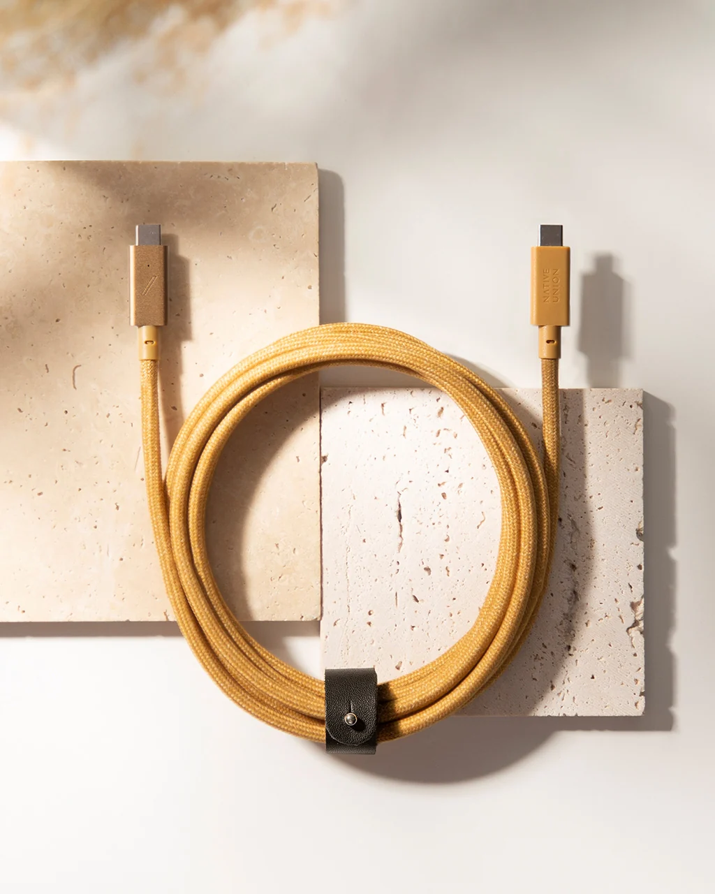 Native Union Belt Cable Pro 240W (USB-C TO USB-C) - Image 3