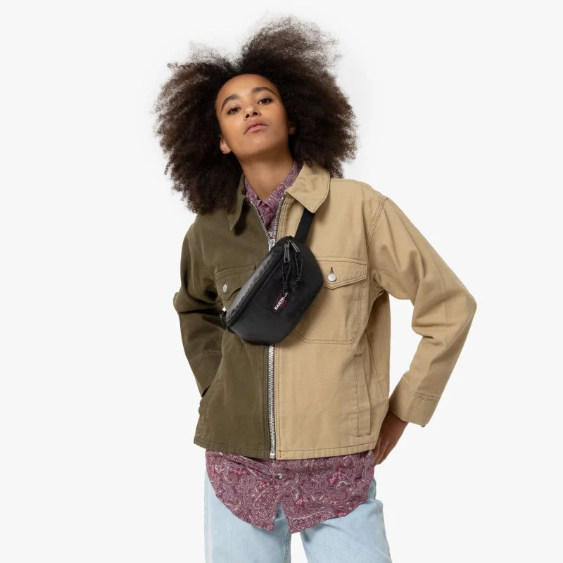 Eastpak Springer Bag Crossbody Glossy - Image 6