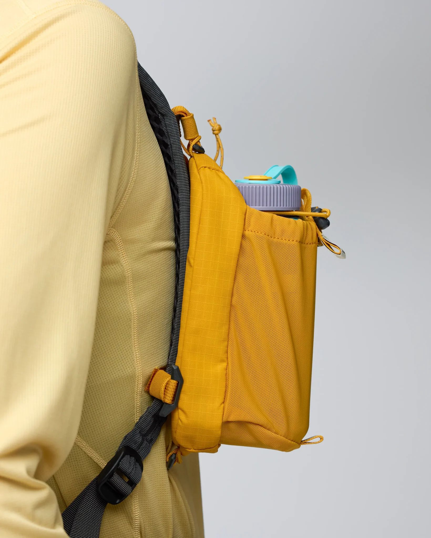 Fjallraven Abisko Bottle Sling - Image 11