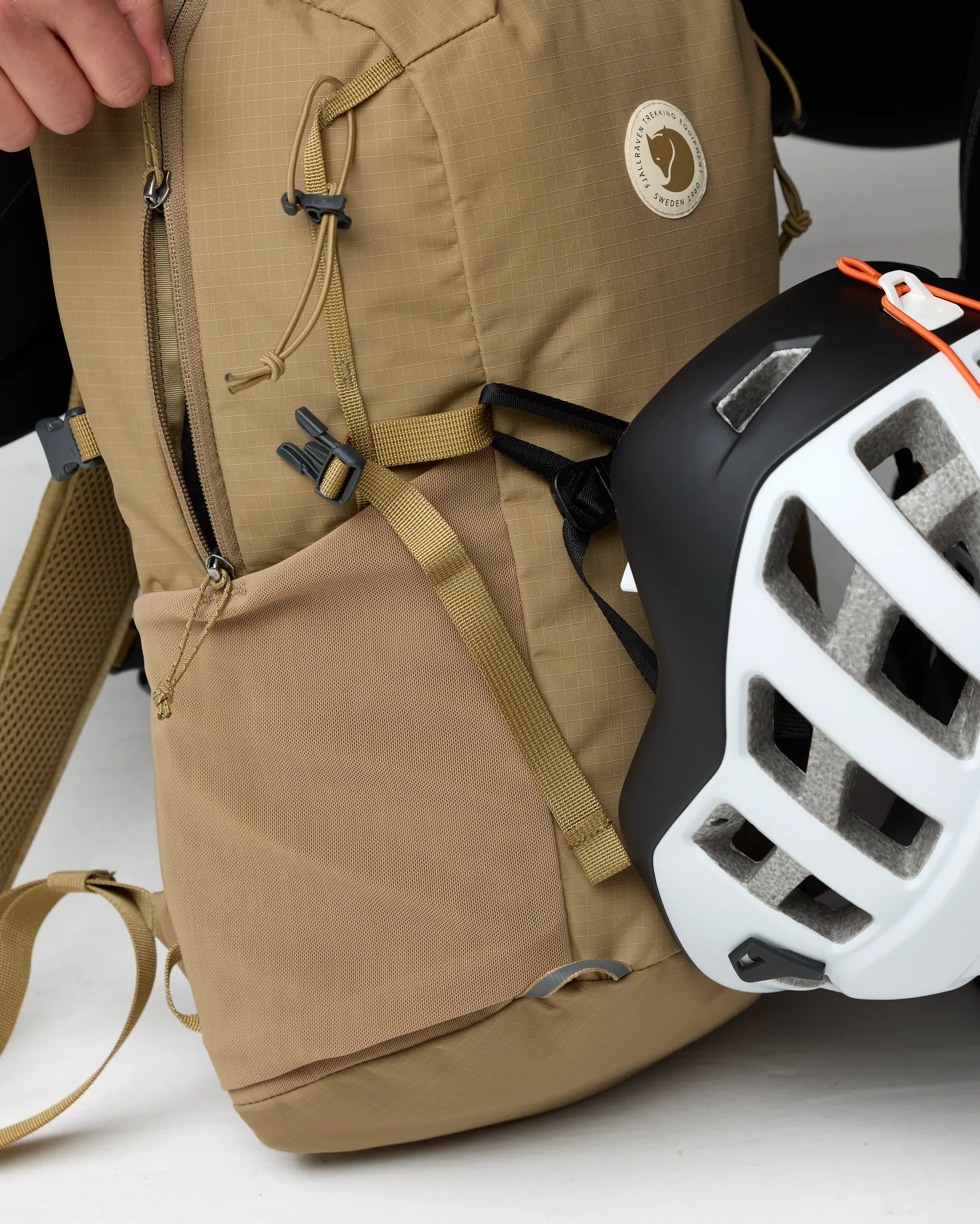 Fjallraven Abisko Softpack 16 - Image 7