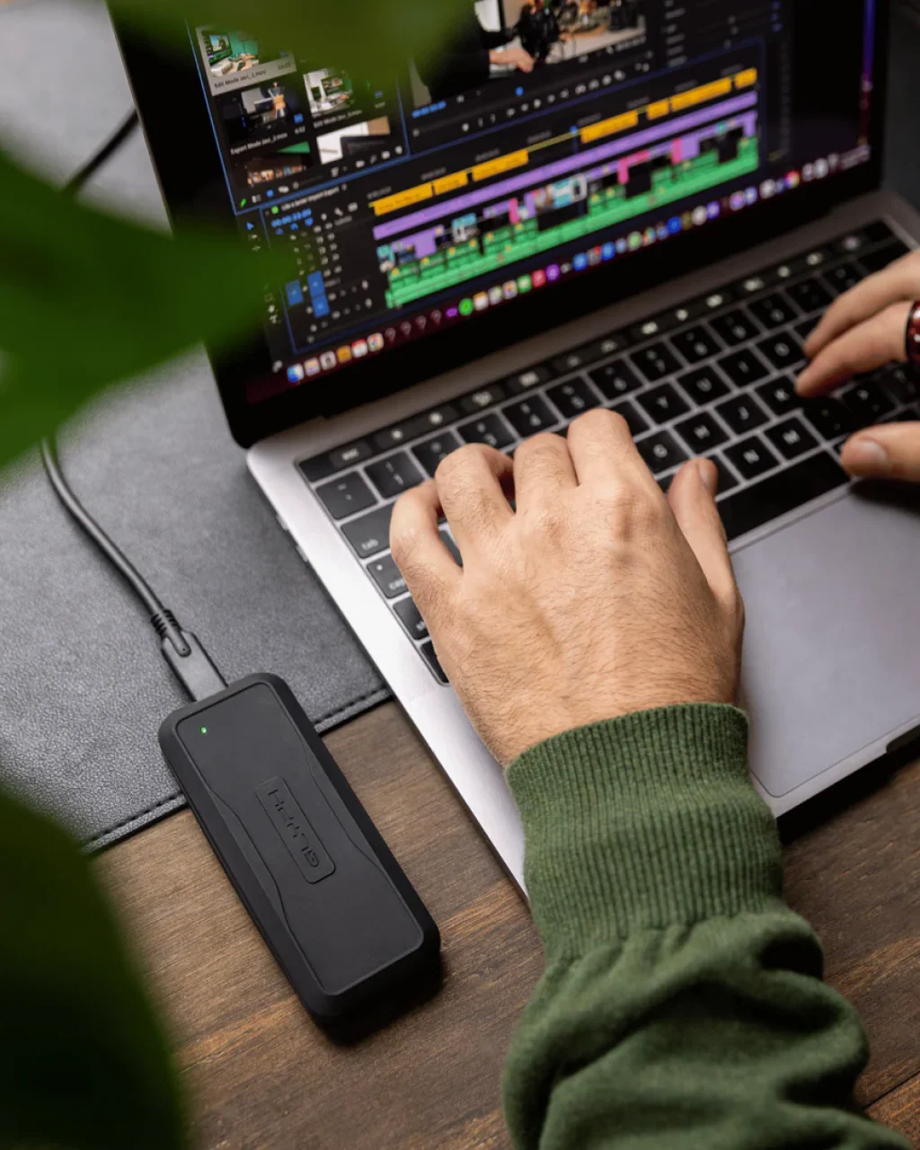 Glyph Atom EV Portable NVMe SSD - Image 5