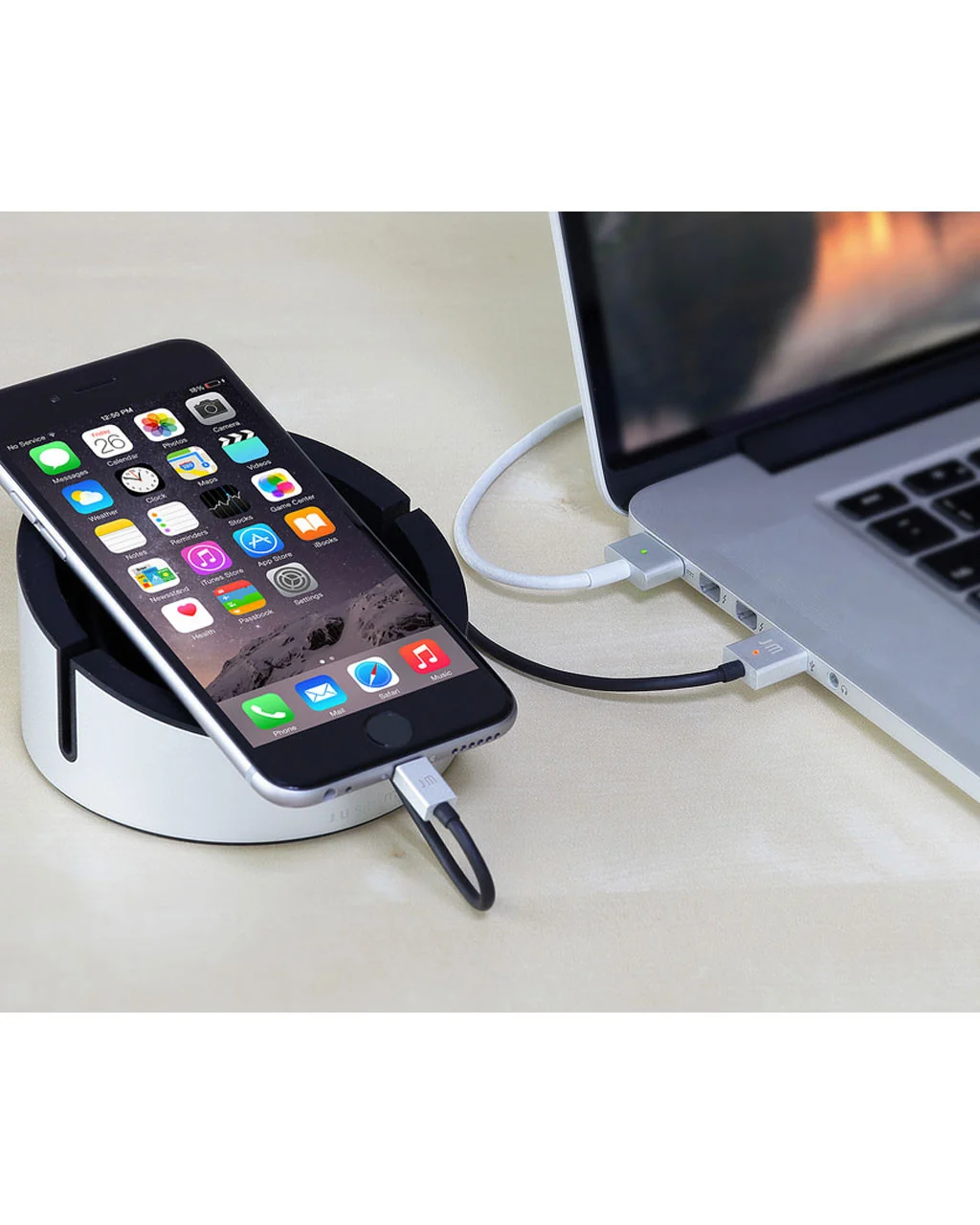 Just Mobile AluCable LED - Image 4