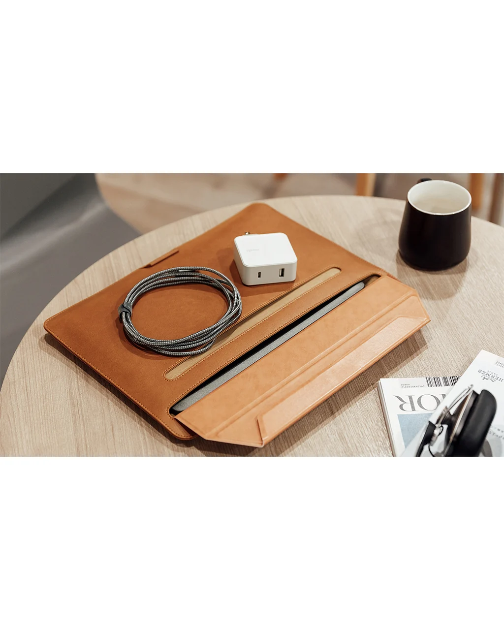 Moshi Muse 13" 3-in-1 Slim Laptop Sleeve and Stand - Image 5