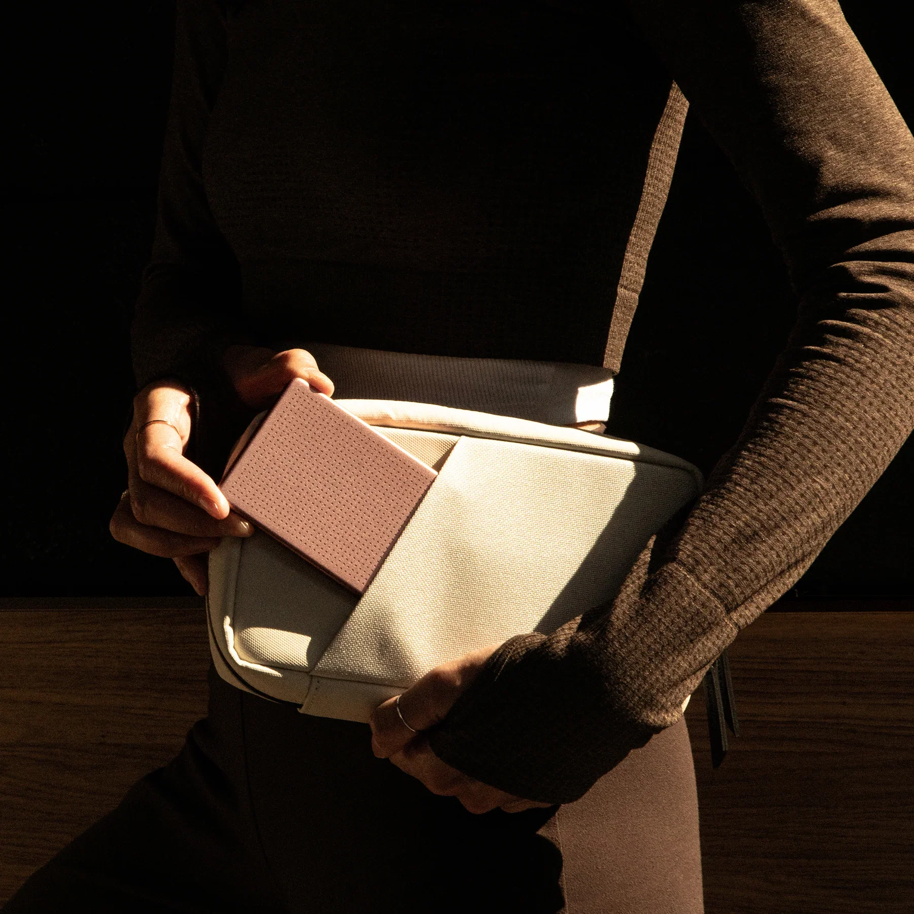 NATIVE UNION ACTIVE POWER BANK 5000mAh - Image 23
