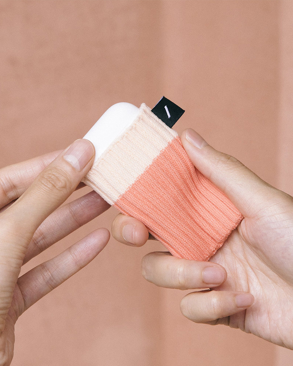 Native Union AirPods Beanies - Image 8
