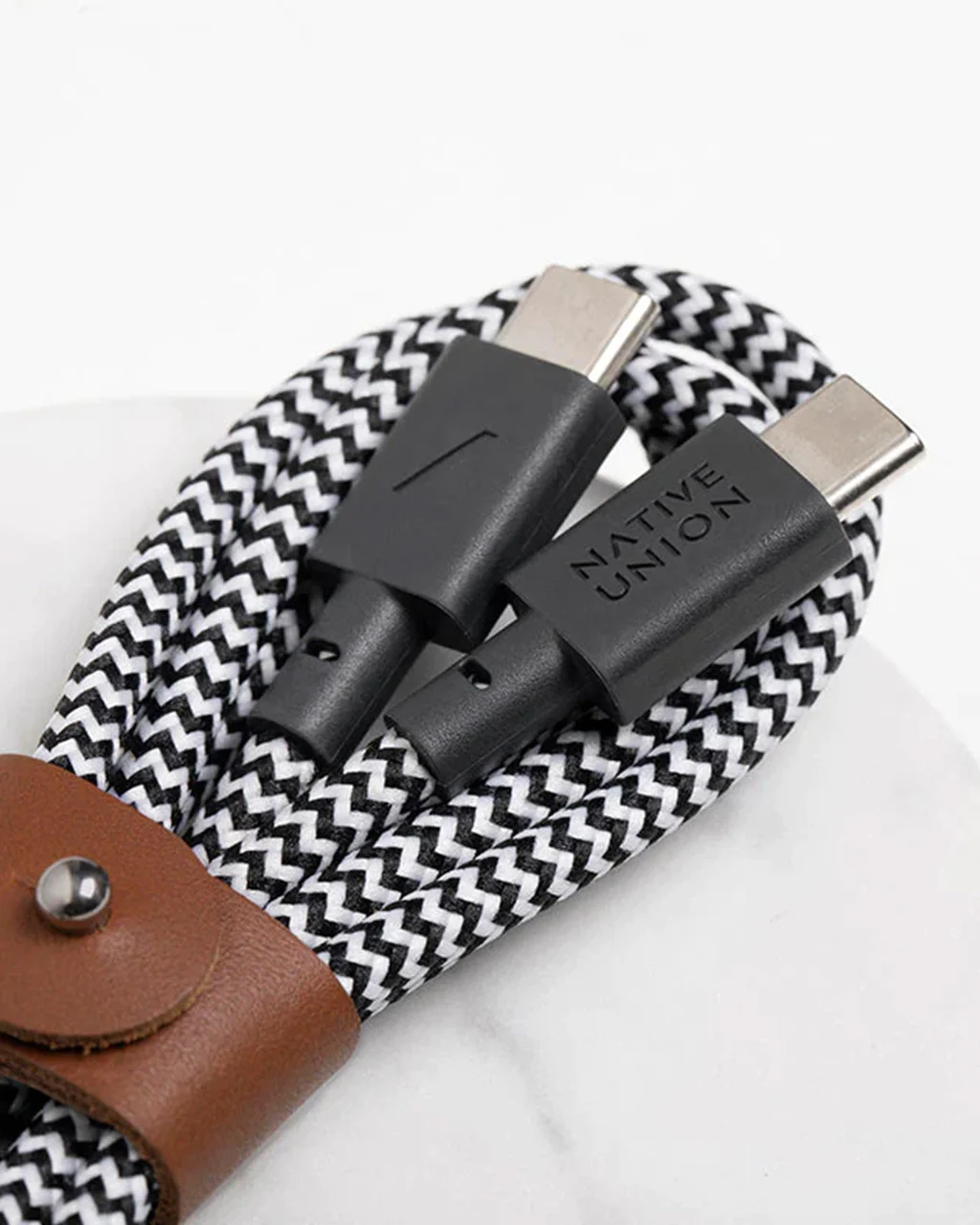 Native Union Belt Cable 4ft (USB-C TO USB-C) - Image 4