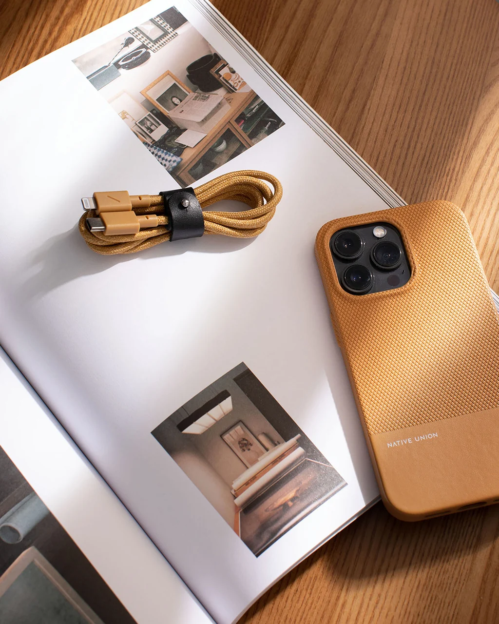 Native Union Belt Cable 4ft (USB-C to Lightning) - Image 4