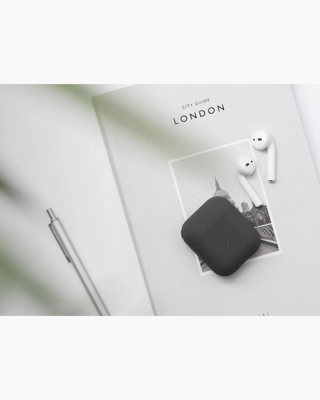 Native Union Curve Case For Airpods - Image 10