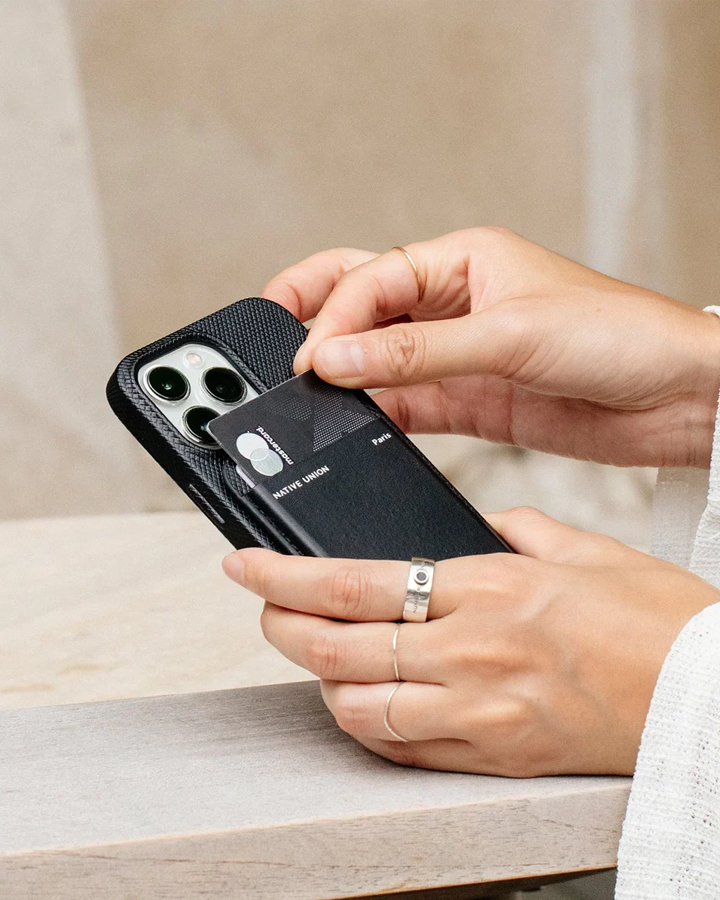 Native Union (RE)CLASSIC WALLET | MAGNETIC - Image 2