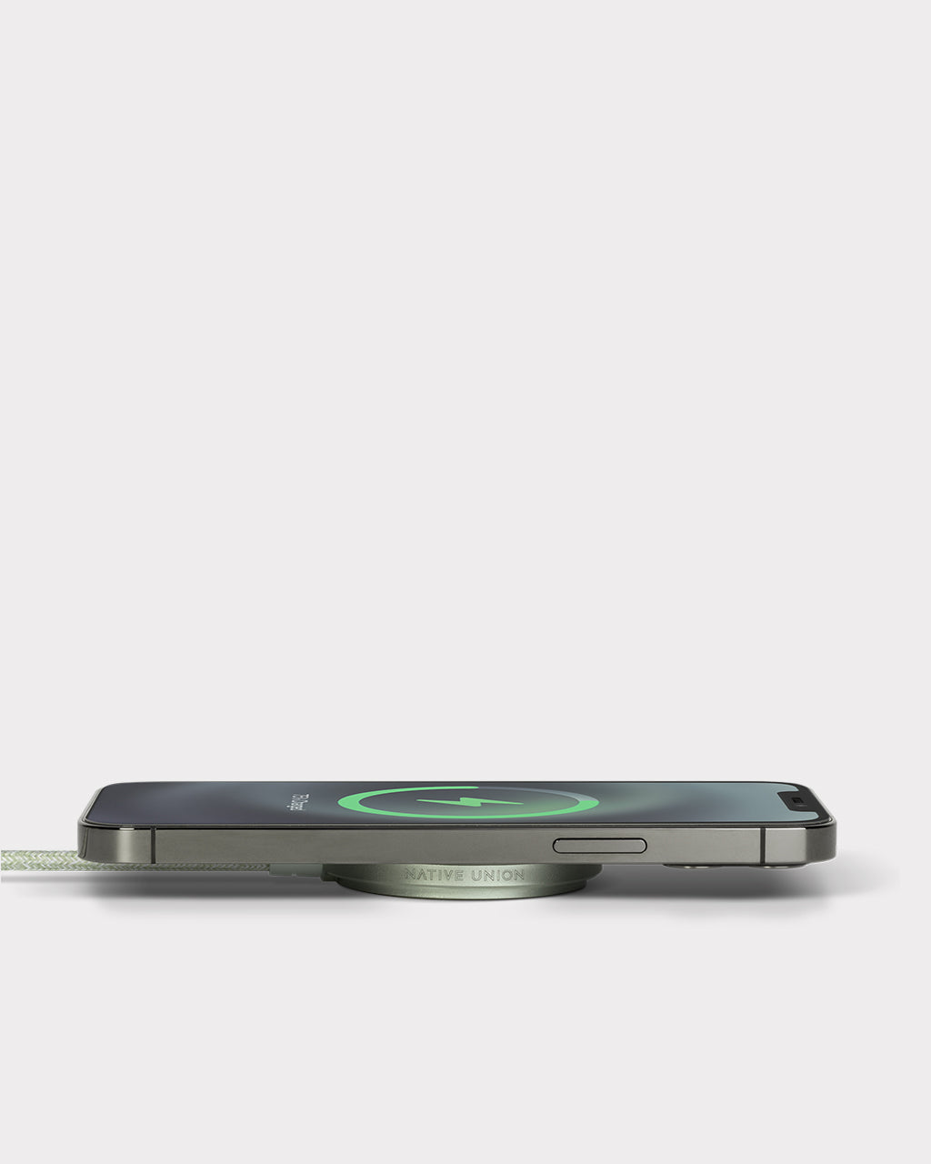 Native Union Snap Magnetic Wireless Charger – Green - Image 3