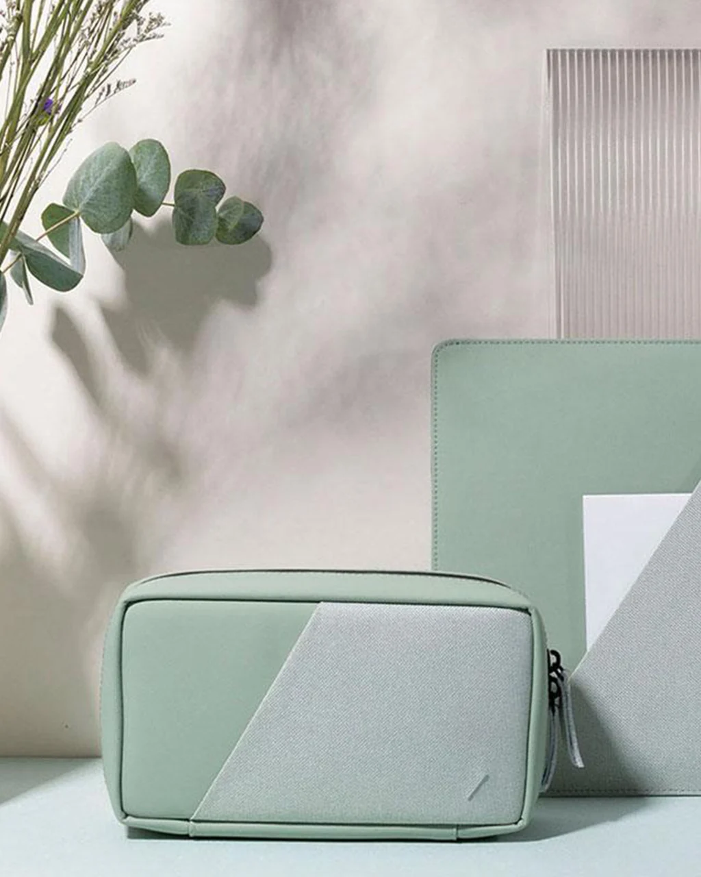 Native Union Stow Slim MacBook Sleeve 13" - Image 6