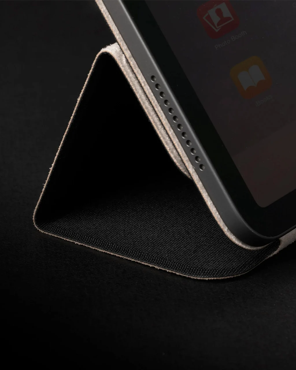 Native Union W.F.A iPad Folio - Image 5
