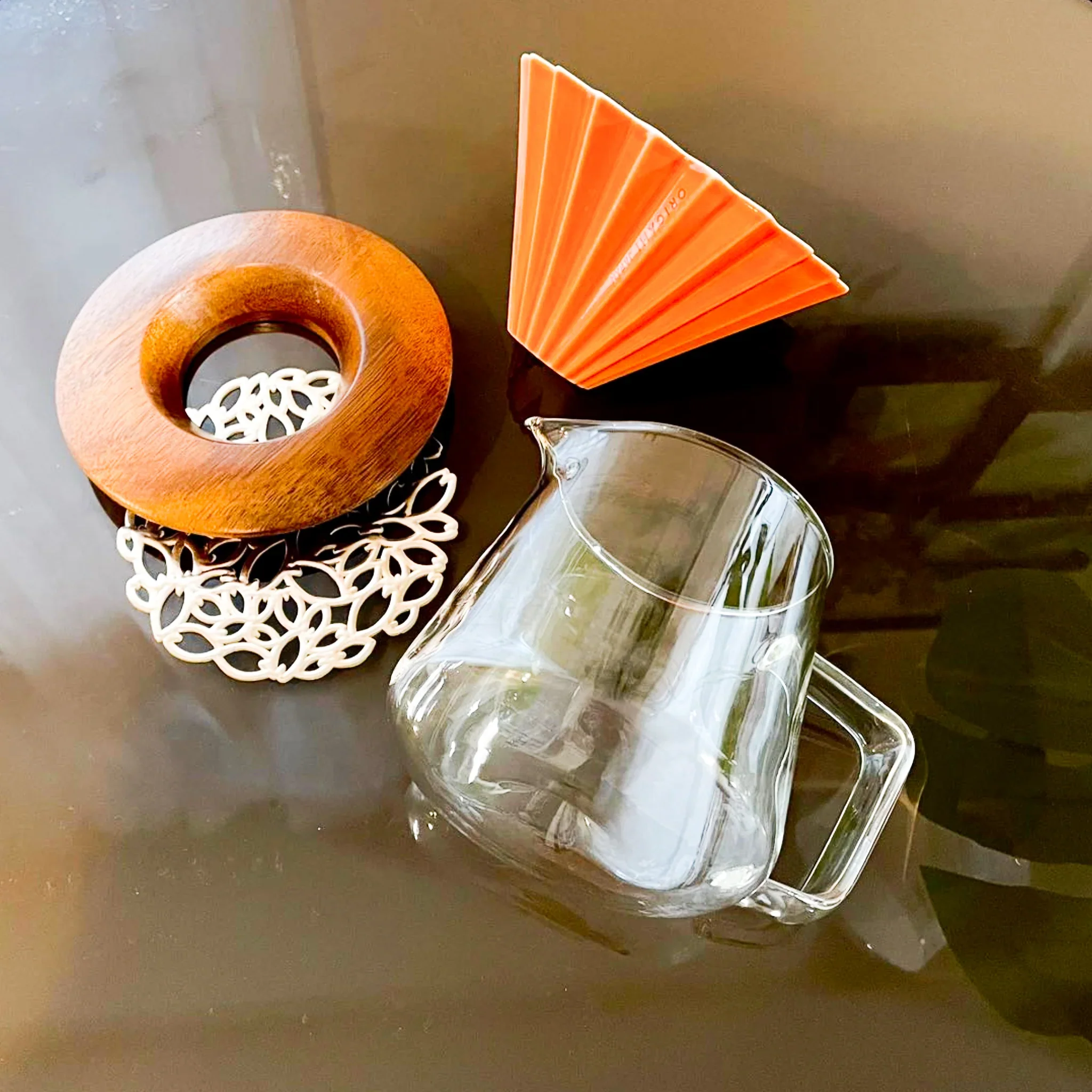 ORIGAMI Aroma Glass Coffee Server - Image 3