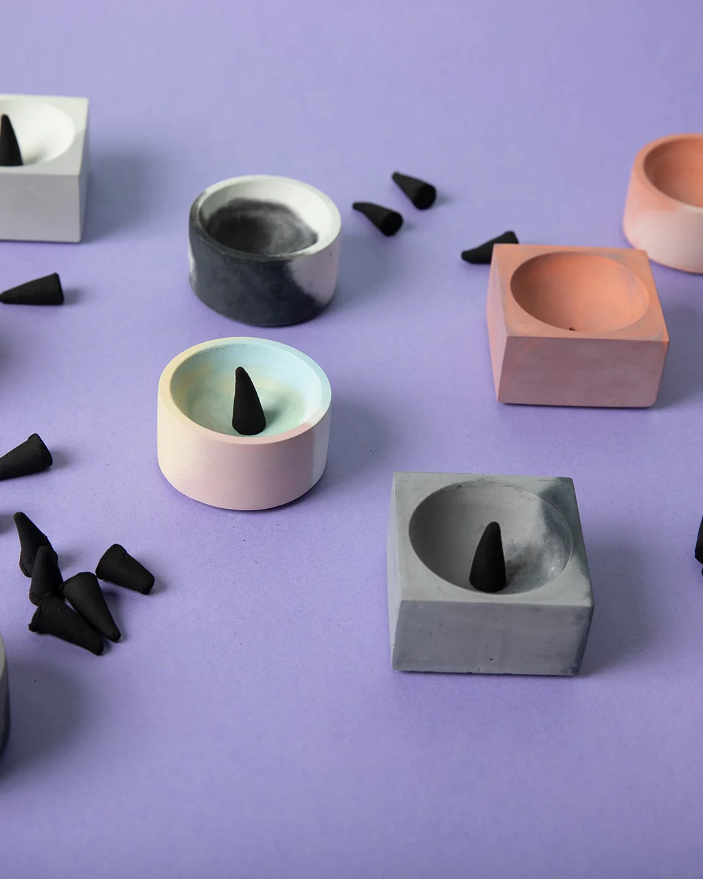 Pretti.Cool Round Incense Holders - Marbled - Image 6