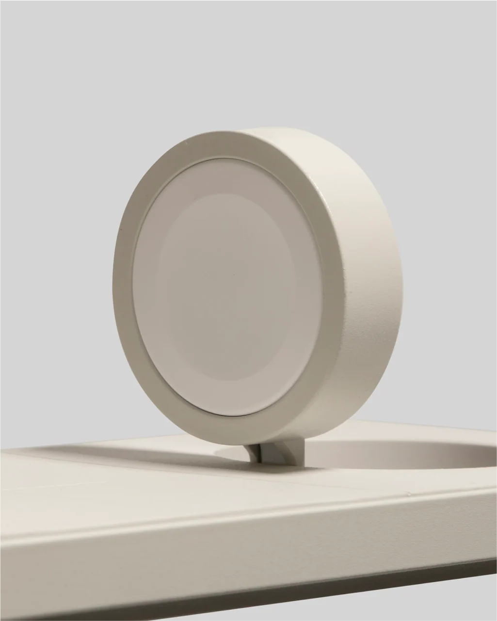 Native Union Rise 3-in-1 Magnetic Wireless Charger - Image 18
