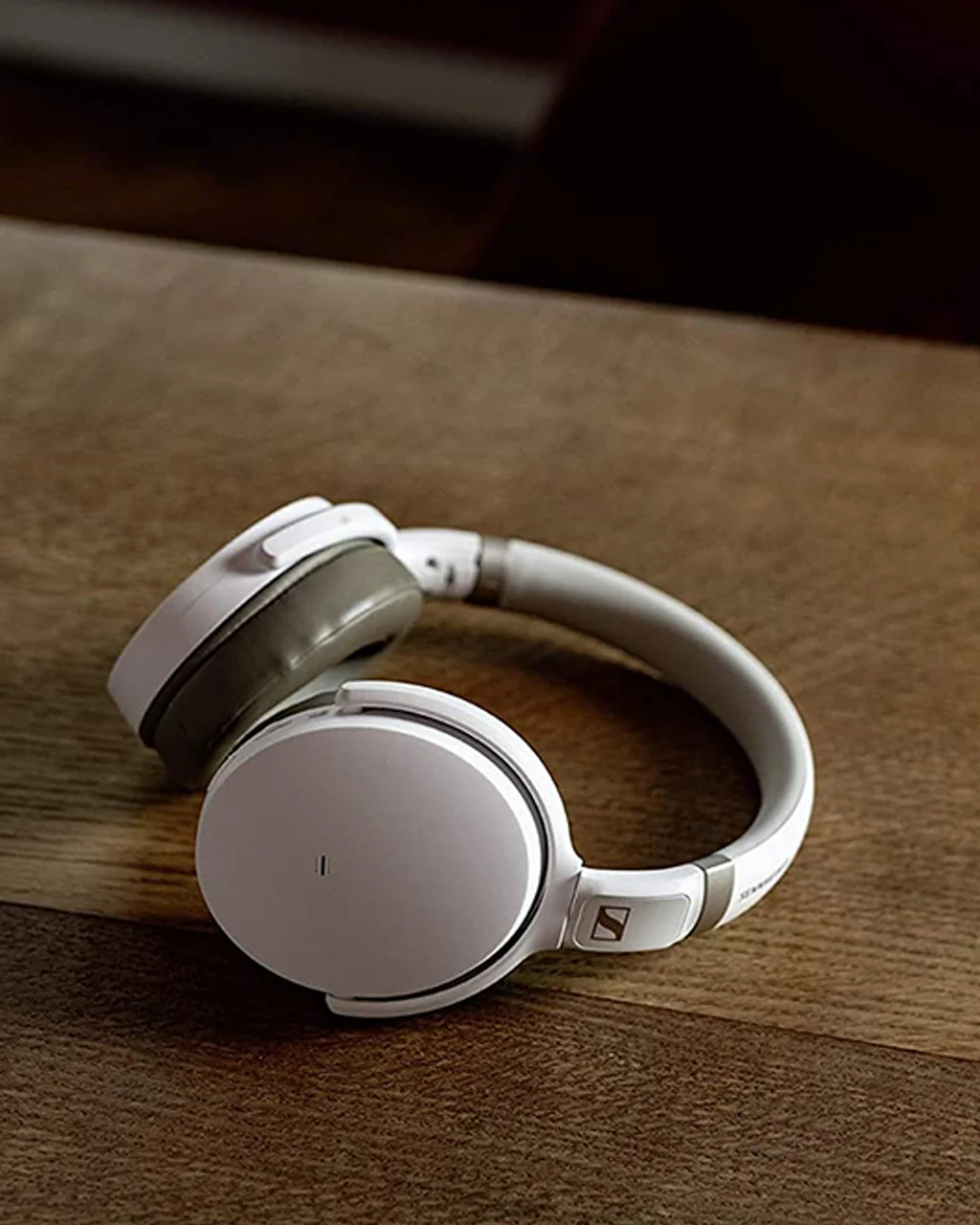 Sennheiser HD 450BT Headphone - Image 12