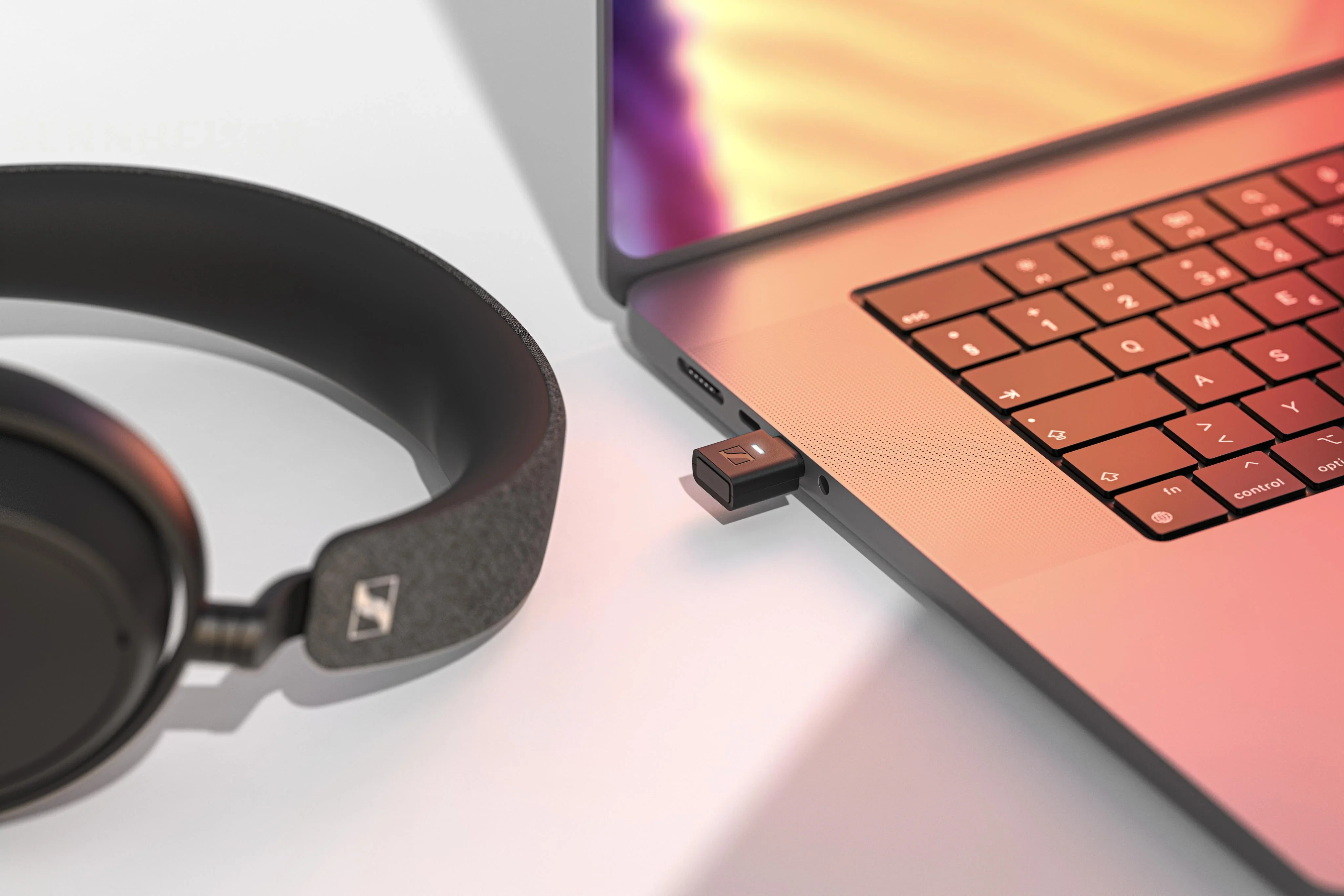 Sennheiser Hi-Res Low-Latency Bluetooth Dongle - Image 2