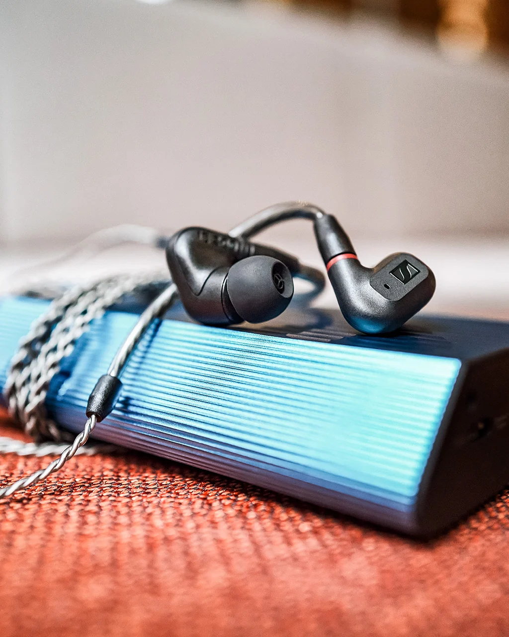 Sennheiser Audiophile IE 200 Wired Earphone - Image 3