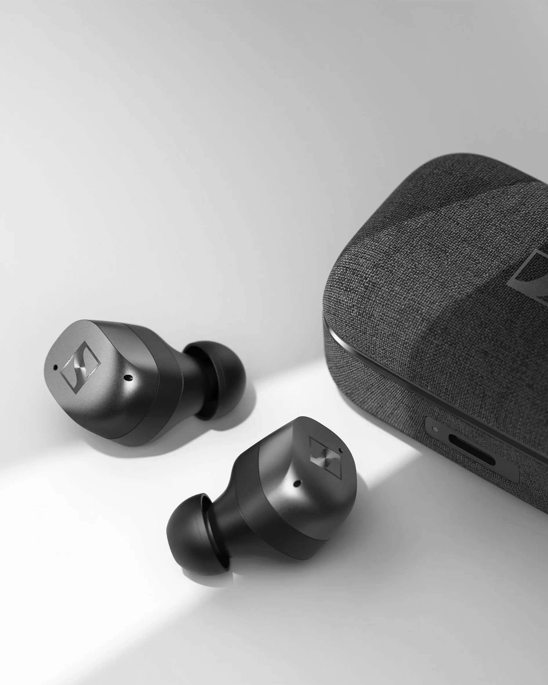 Sennheiser MOMENTUM True Wireless 4 - Image 5